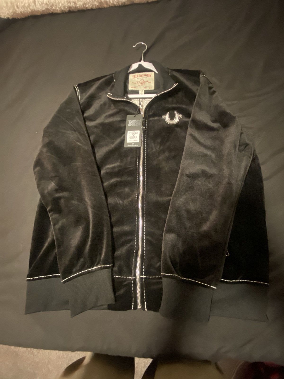 True Religion Men’s black velvet true religion collard hoodie Size US M / EU 48-50 / 2 - 4 Thumbnail