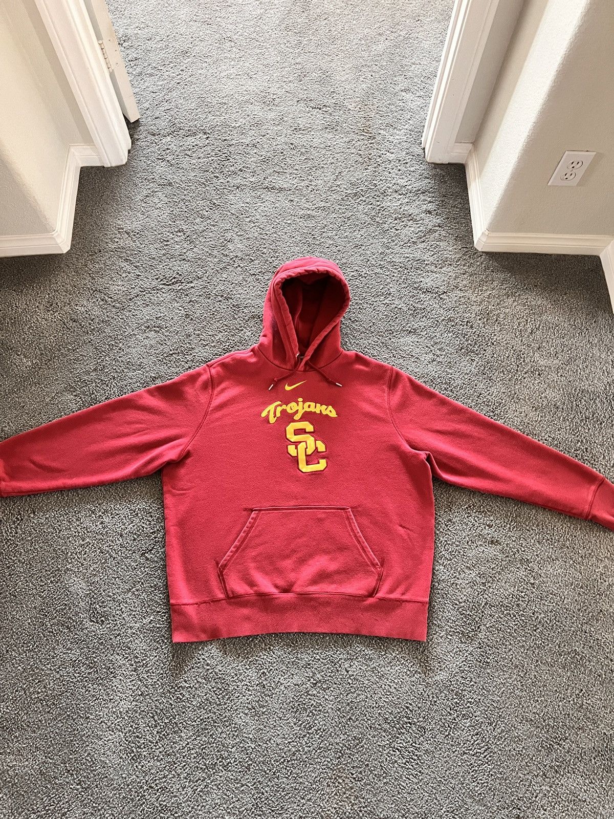 Vintage Vintage Nike Center Swoosh USC Hoodie Size US L / EU 52-54 / 3 - 2 Thumbnail