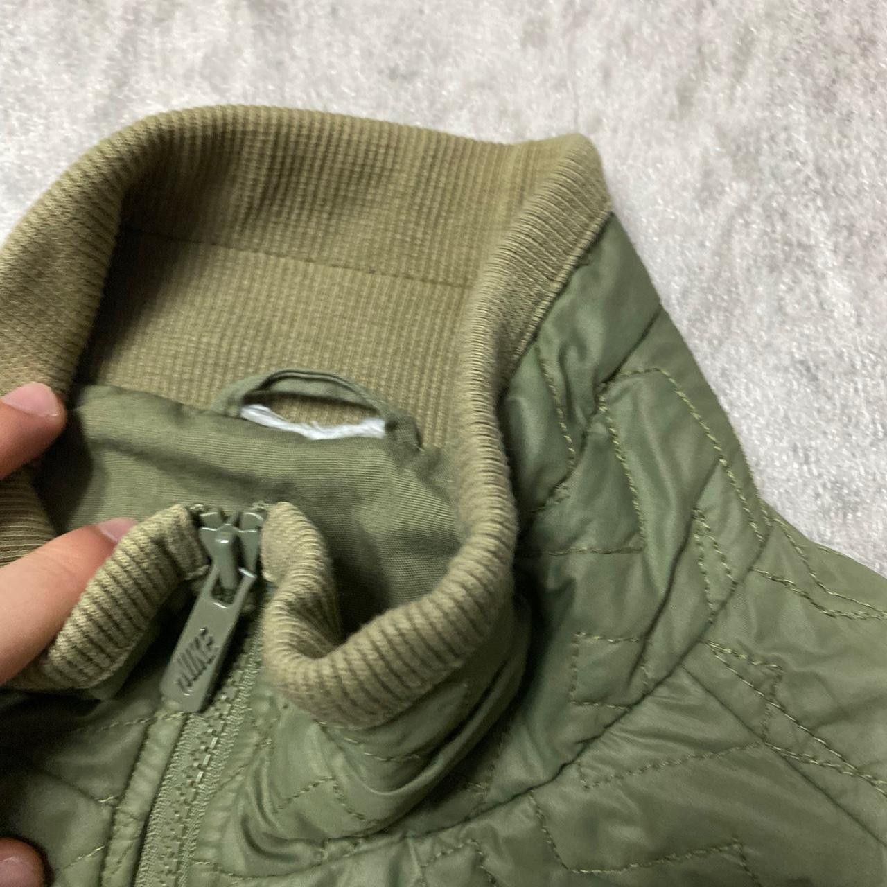 Nike Nike quilted jacket in green and khaki Size US S / EU 44-46 / 1 - 4 Thumbnail