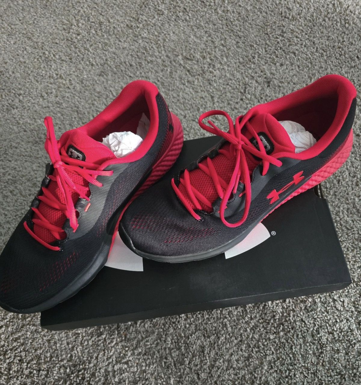 Under Armour Under Armour Charged Rouge 4 Athlete Shoes Black/Red Size 13 Size US 13 / EU 46 - 1 Thumbnail