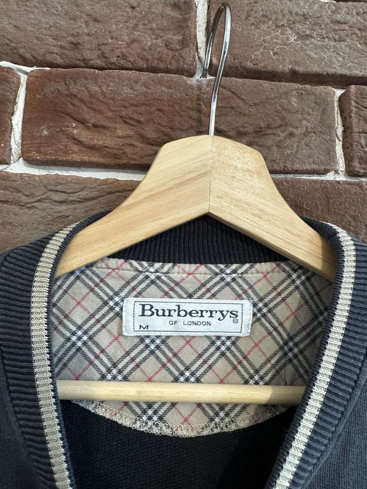 Burberry 90s Burberrys Embroidery Big logo Crewneck Sweatshirt Casual Size US M / EU 48-50 / 2 - 9 Thumbnail