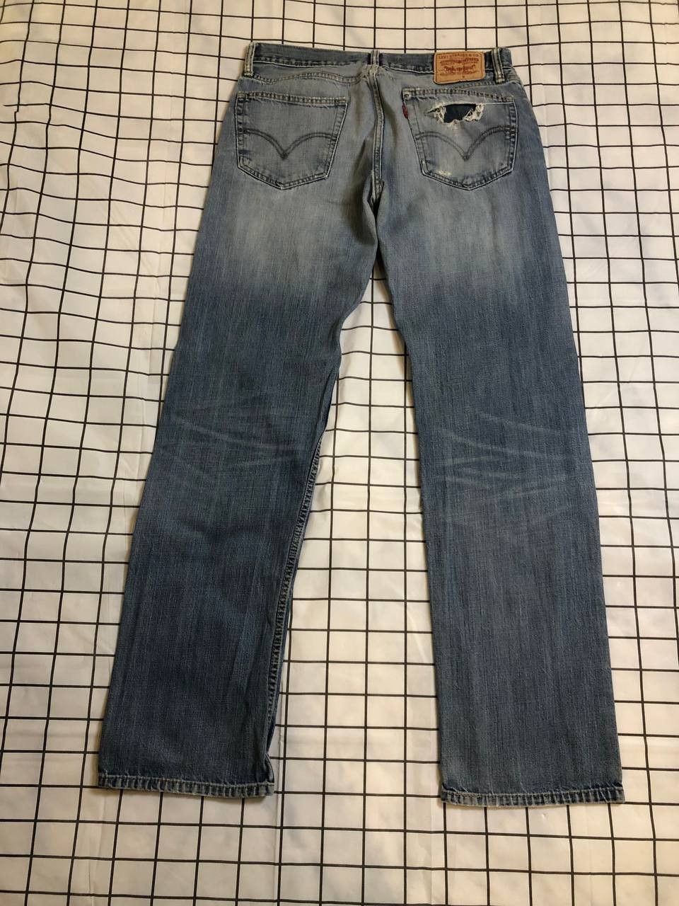 Levi's Levi's Men's 505 Standard Bootcut Fit Jean Size US 34 / EU 50 - 22 Thumbnail