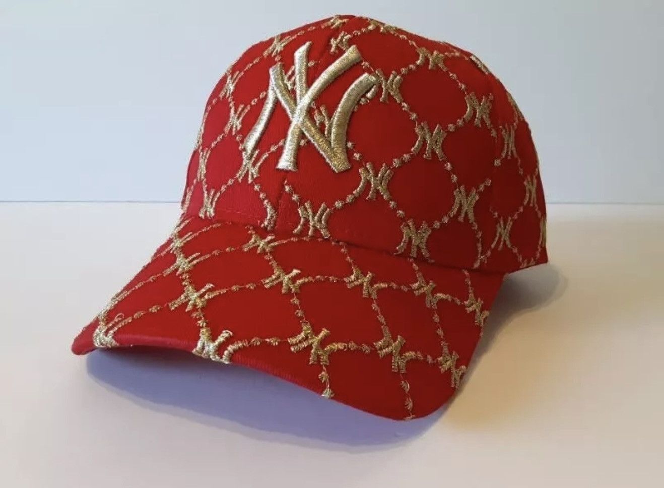 New York Yankees × Vintage NY Yankees Luxury Fashion Embroidery Hats (Red and Gold) Size ONE SIZE - 1 Thumbnail