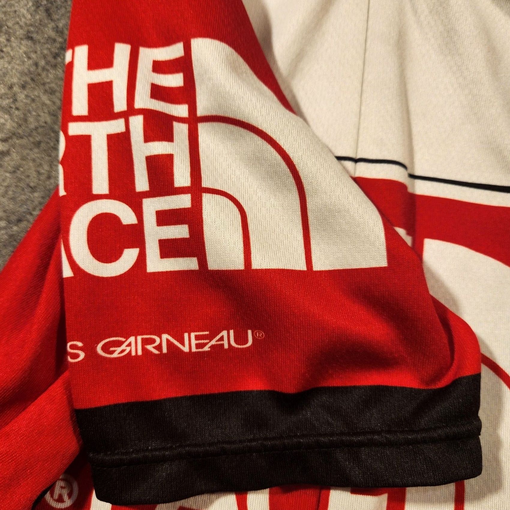 Vintage VINTAGE? No. The North Face Shirt Womens M Red Cycling Jersey Louis Garneau Made USA Size M / US 6-8 / IT 42-44 - 4 Thumbnail