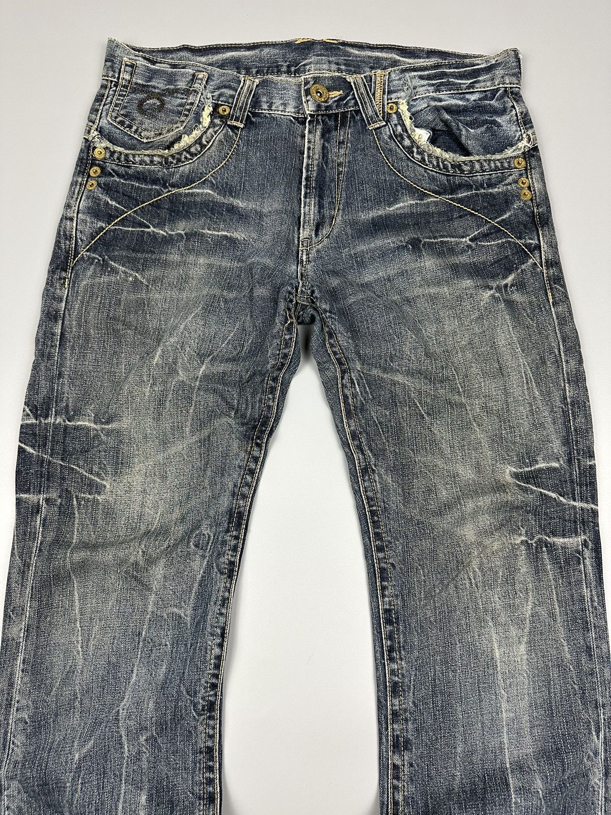 If Six Was Nine Distressed Denim Lightning Flare Jeans Size US 33 - 4 Thumbnail