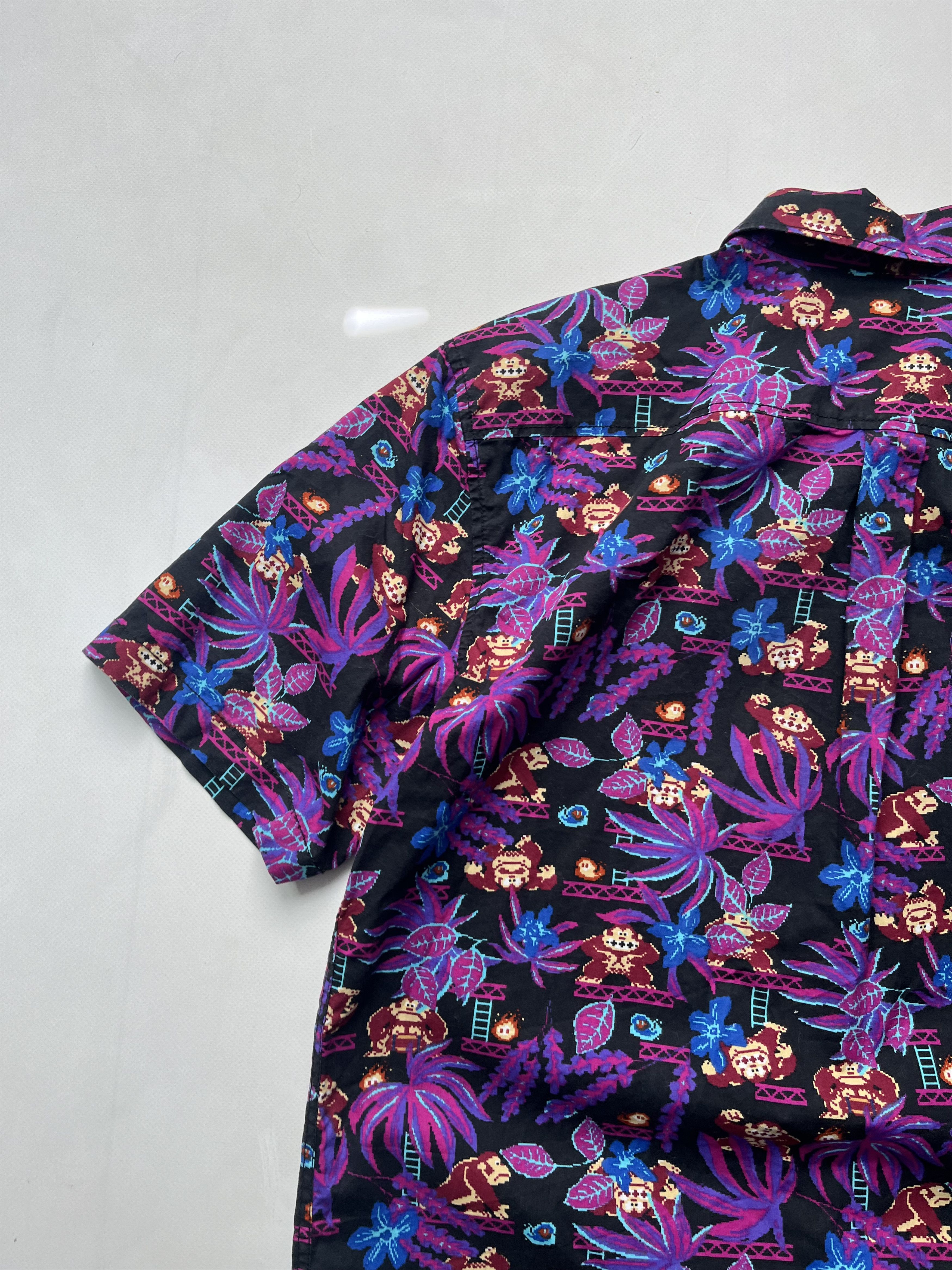 Nintendo × Vans Vans Nintendo shirts Size US L / EU 52-54 / 3 - 12 Thumbnail