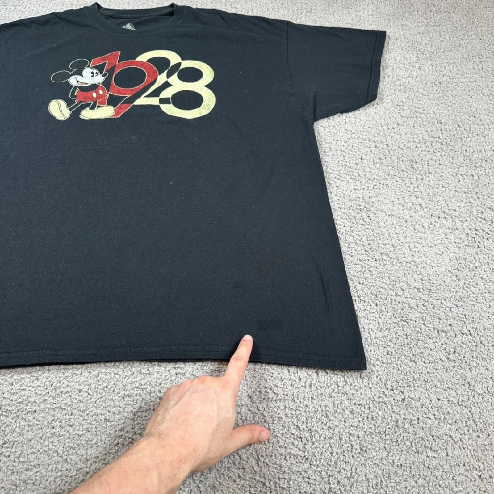 Disney Disney Mickey Mouse 1928 Graphic T Shirt Black Mens 2XL Size US XXL / EU 58 / 5 - 6 Thumbnail