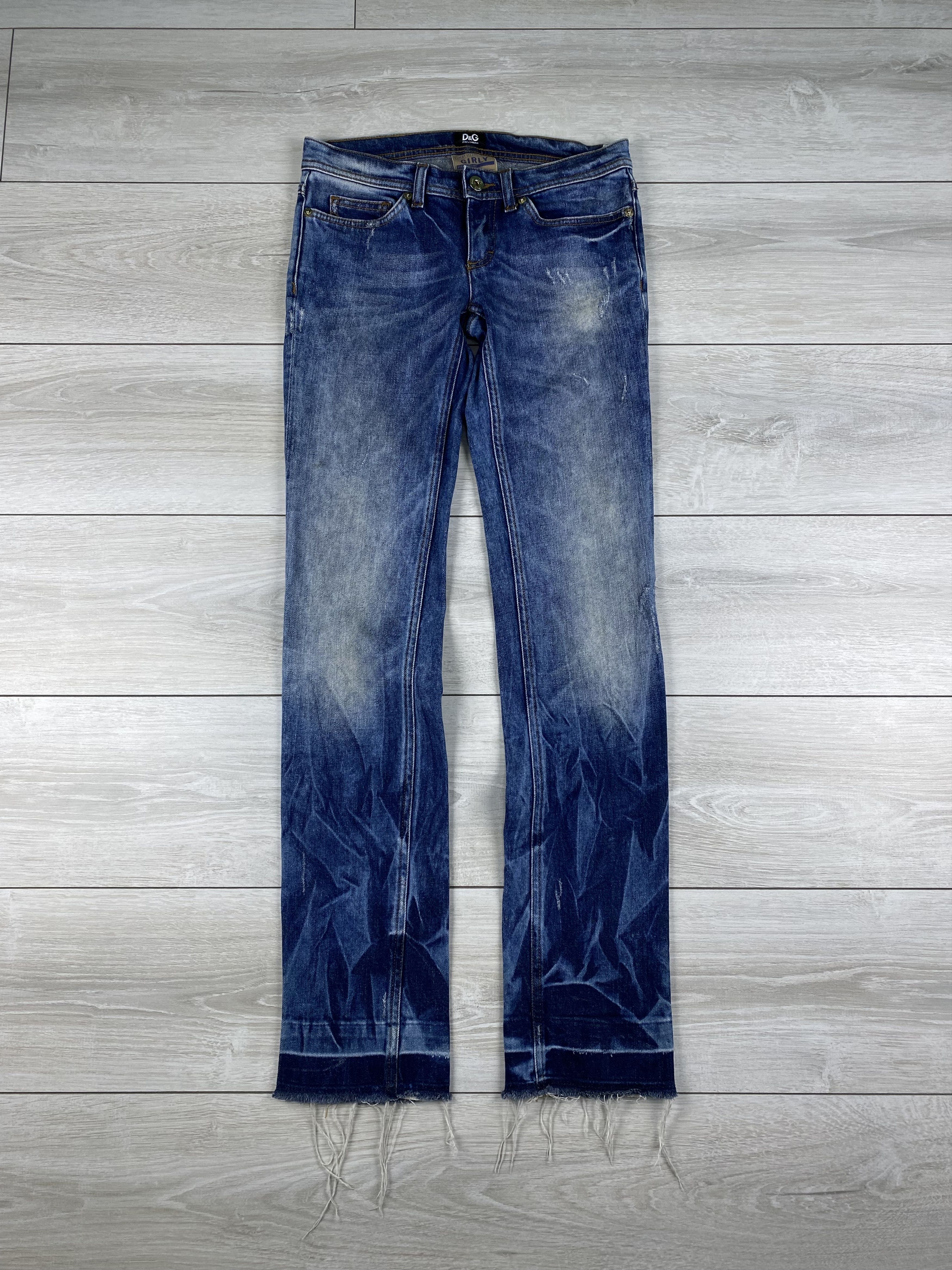 Dolce & Gabbana Rare vintage Dolce & Gabbana women distressed washed jeans Size 24" / US 00 / IT 34 - 1 Thumbnail
