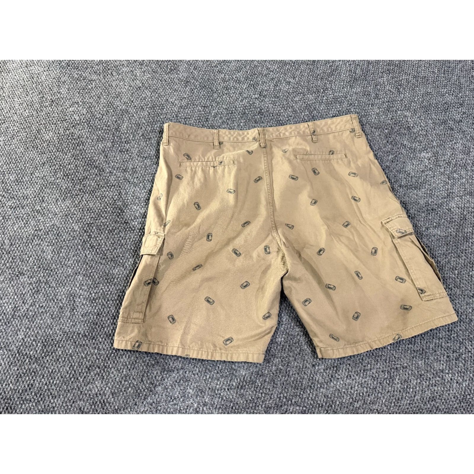 Wrangler Wrangler Cargo Shorts Mens 42 Beige Printed Casual Pockets Beer Cans Cargo Pocket Zip Front 10in Inseam Regular Waist 42 Summer Spring Mens Size US 42 / EU 58 - 6 Thumbnail