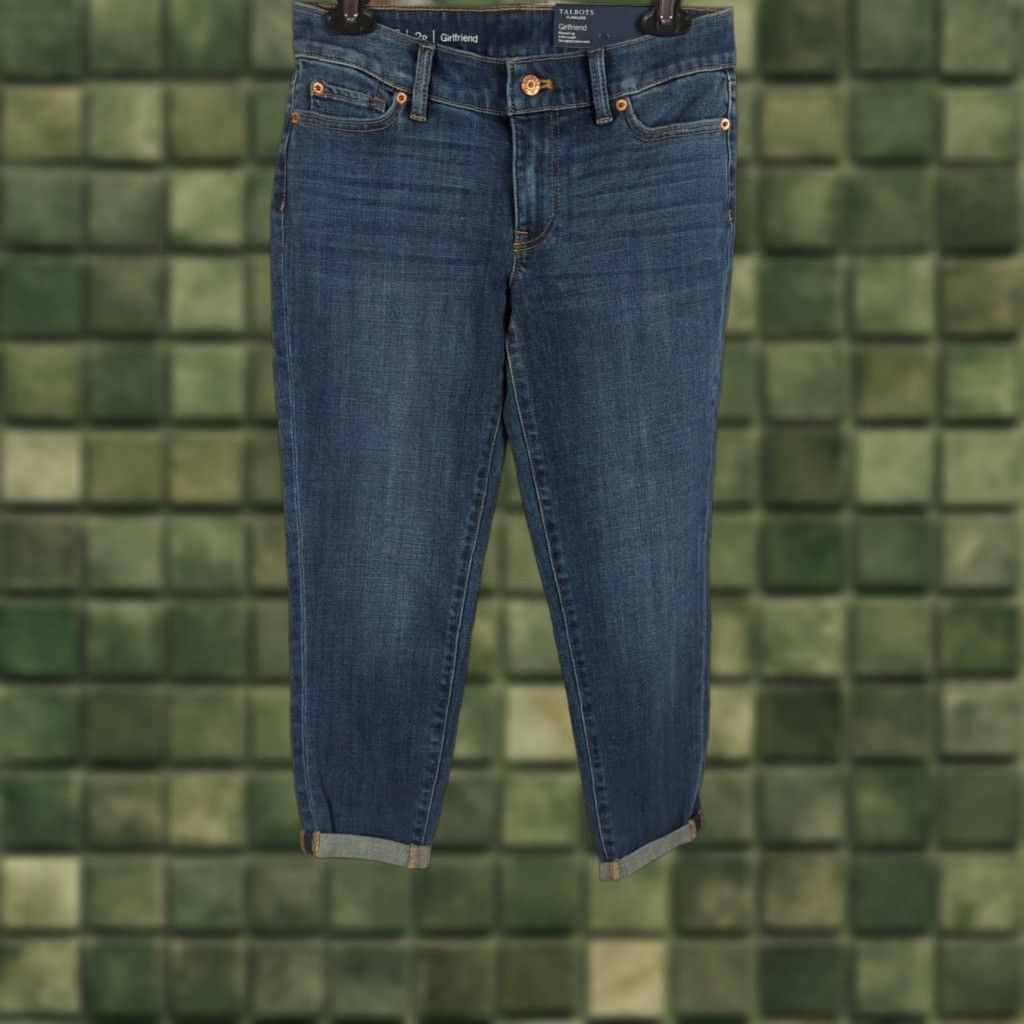 Talbots TALBOTS Flawless Girlfriend Jeans Blue Denim 2P Petite 5-Pocket Ankle Denim Medium Wash Rolled Up Cuffs Zip Button Closure Womens Size 26" / US 2 / IT 38 - 1 Thumbnail