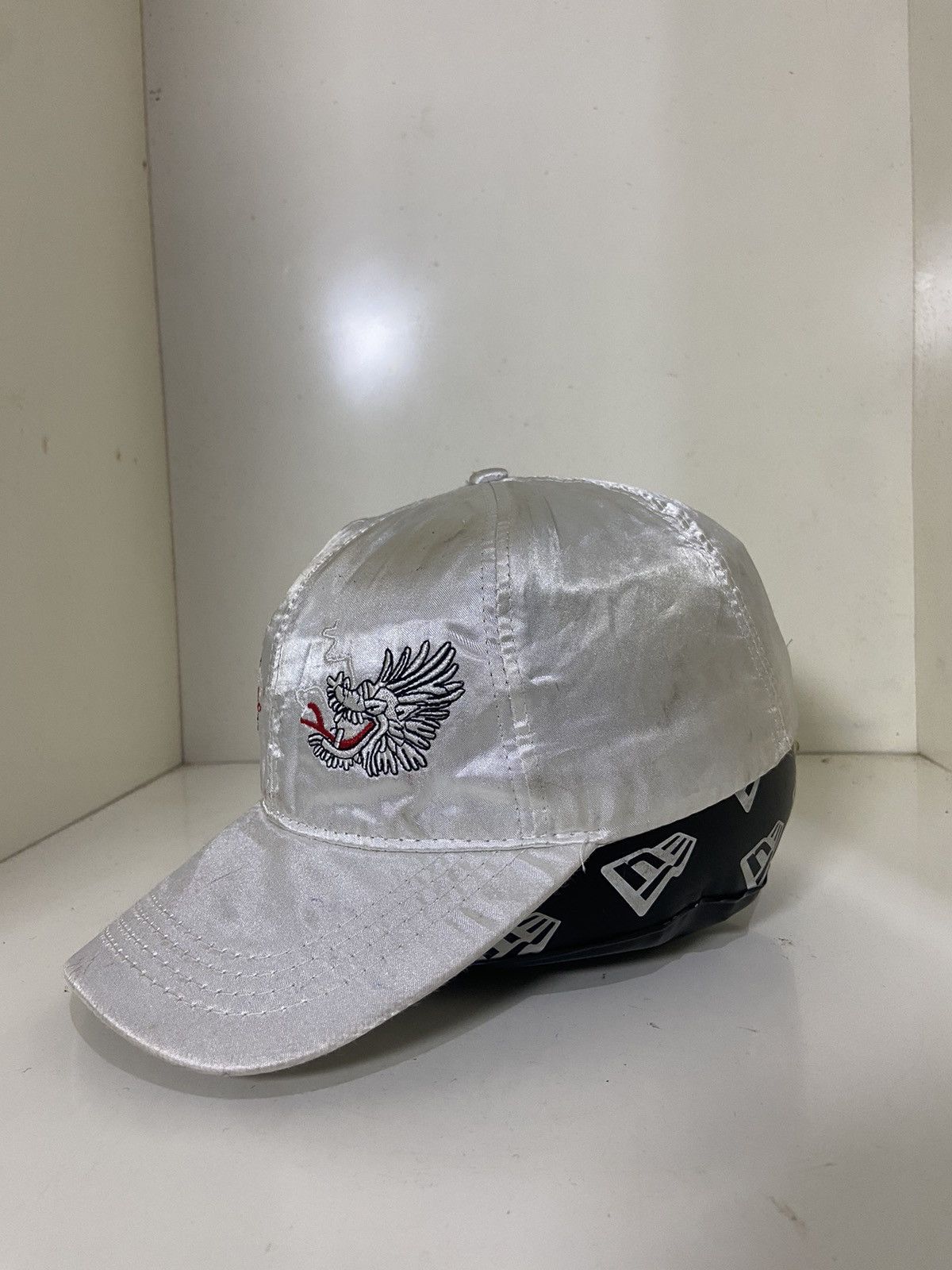 Japanese Brand × Vintage Vintage Sukajan hat with twin dragon image Size ONE SIZE - 4 Thumbnail