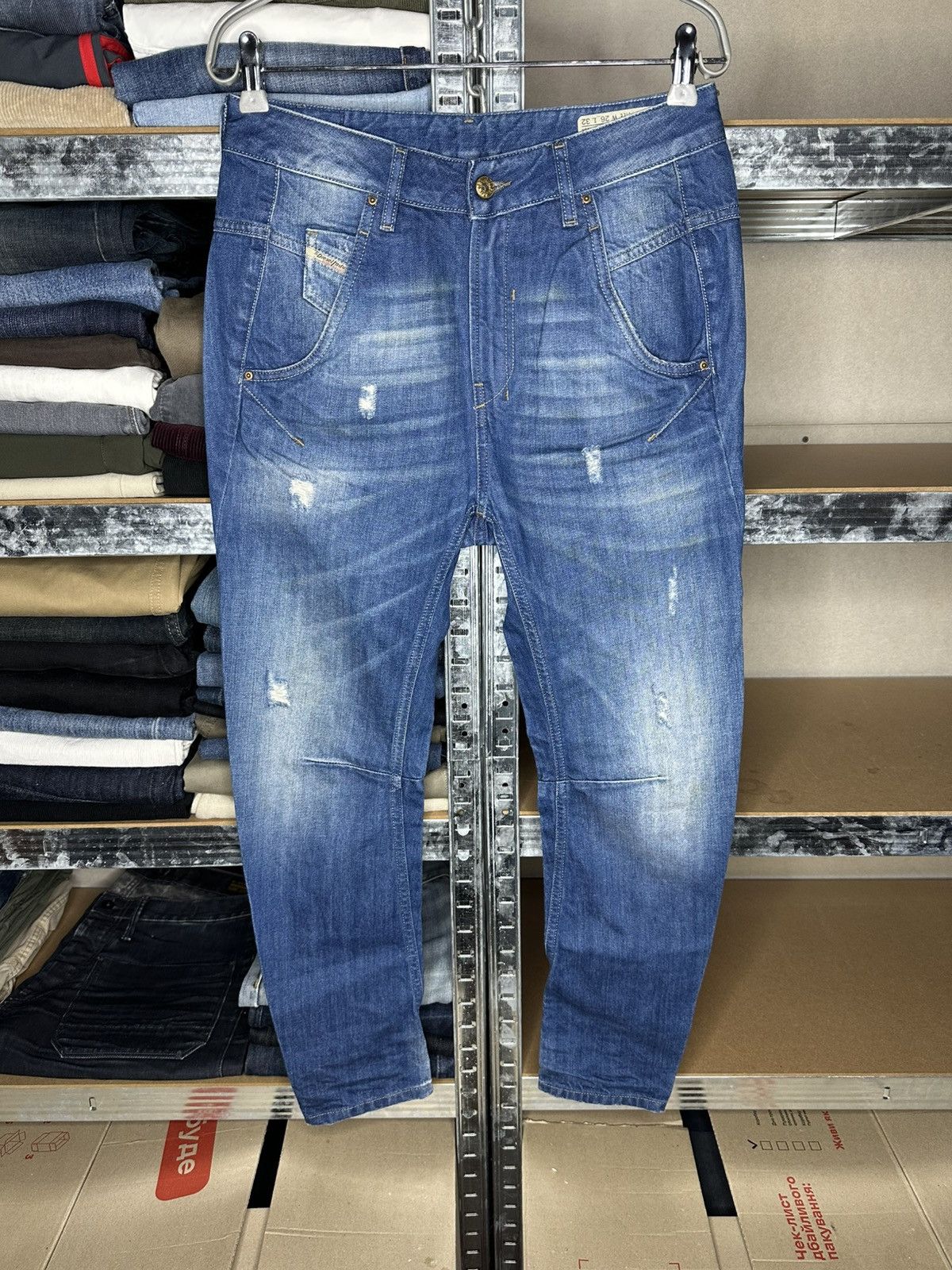 Diesel DIESEL FAYZA 26 x 32 Women’s s Denim Jeans Pants Tapered Leg Size 26" / US 2 / IT 38 - 1 Thumbnail