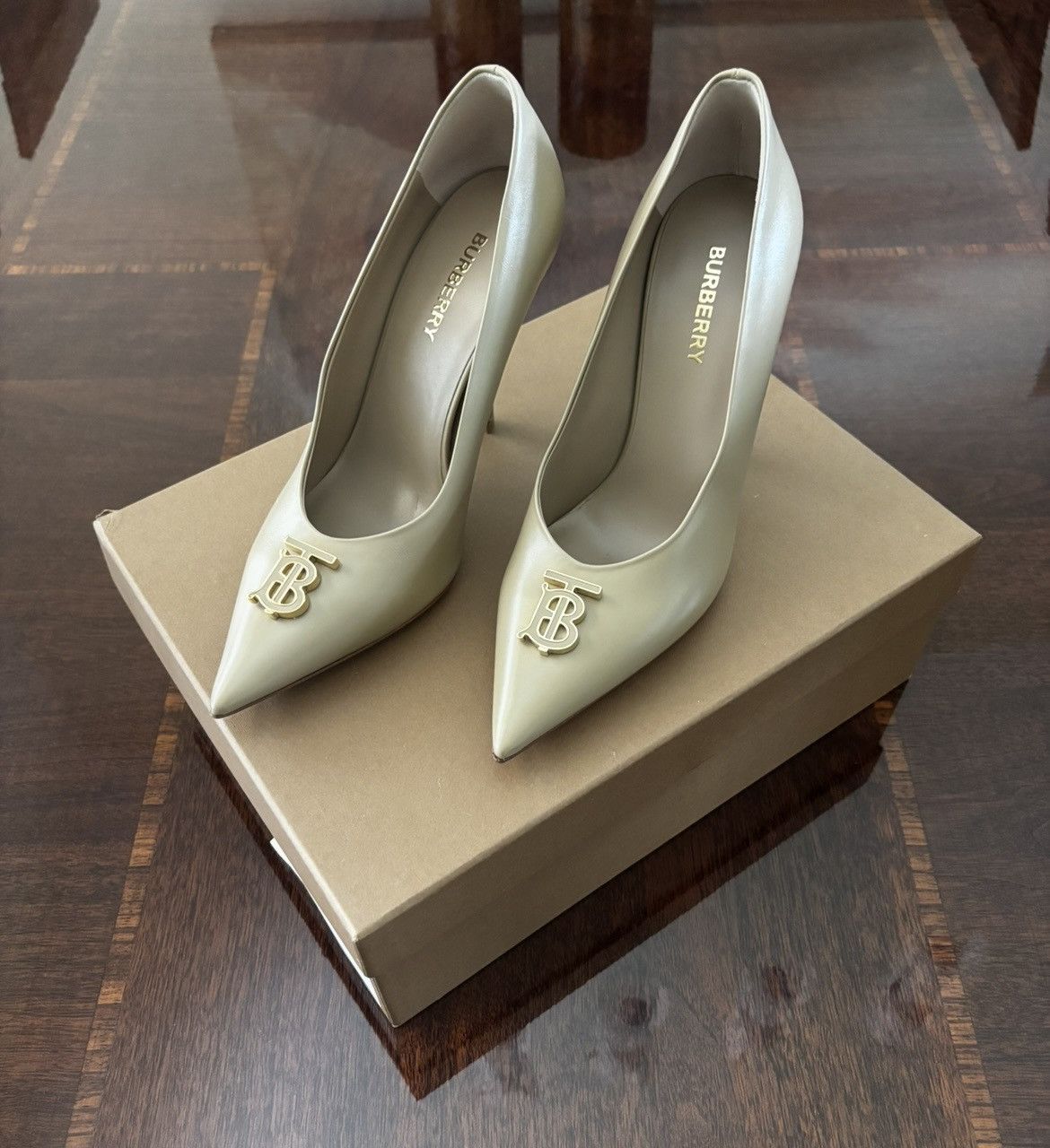 Burberry Burberry Heels Size US 6 / IT 36 - 1 Thumbnail