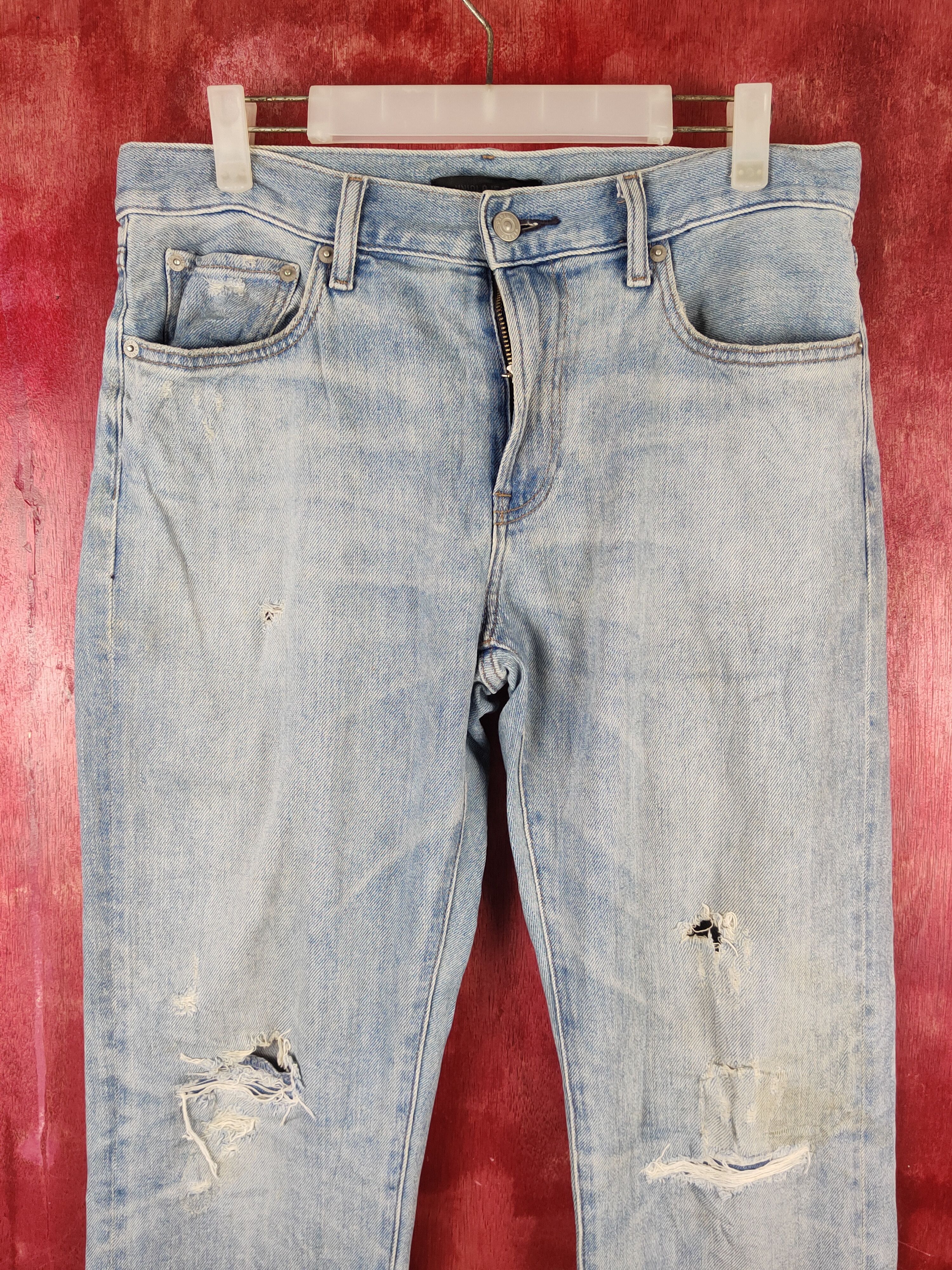 Japanese Brand Uniqlo Blue Faded Distressed Ripped Jeans #S1658 Size US 32 / EU 48 - 2 Thumbnail