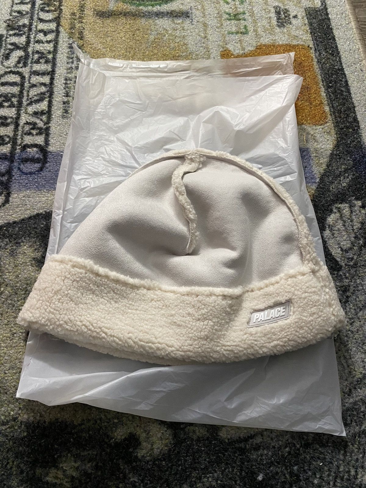 Palace Palace Shearling Beanie (Large / XLarge) Size ONE SIZE - 3 Thumbnail
