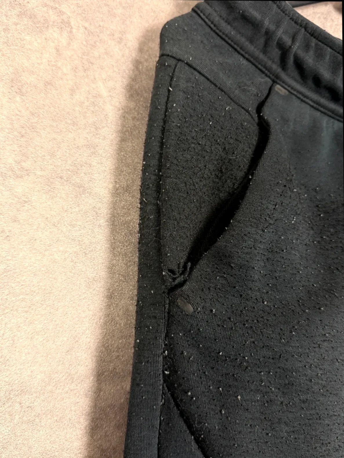Nike Nike Tech Fleece sweatpants black print spellout joggers Size US 30 / EU 46 - 4 Thumbnail