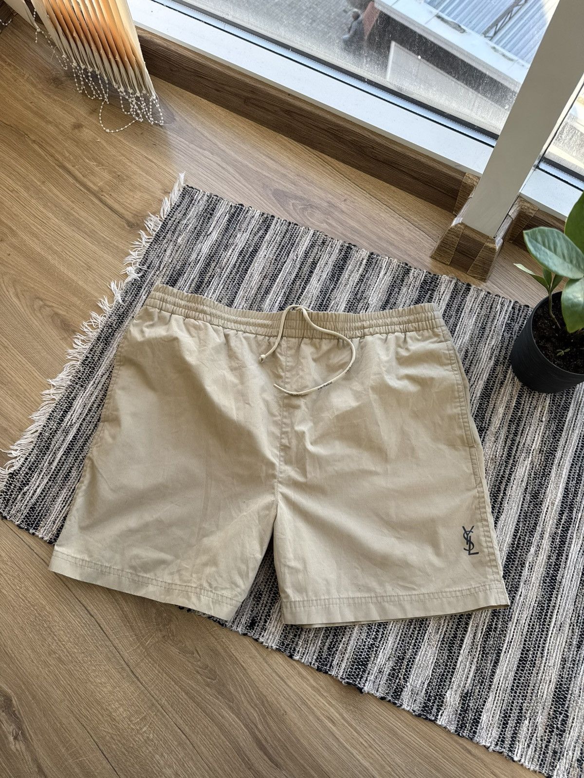 Vintage × Yves Saint Laurent Yves Saint Laurent vintage Nylon Short Size US 32 / EU 48 - 1 Thumbnail