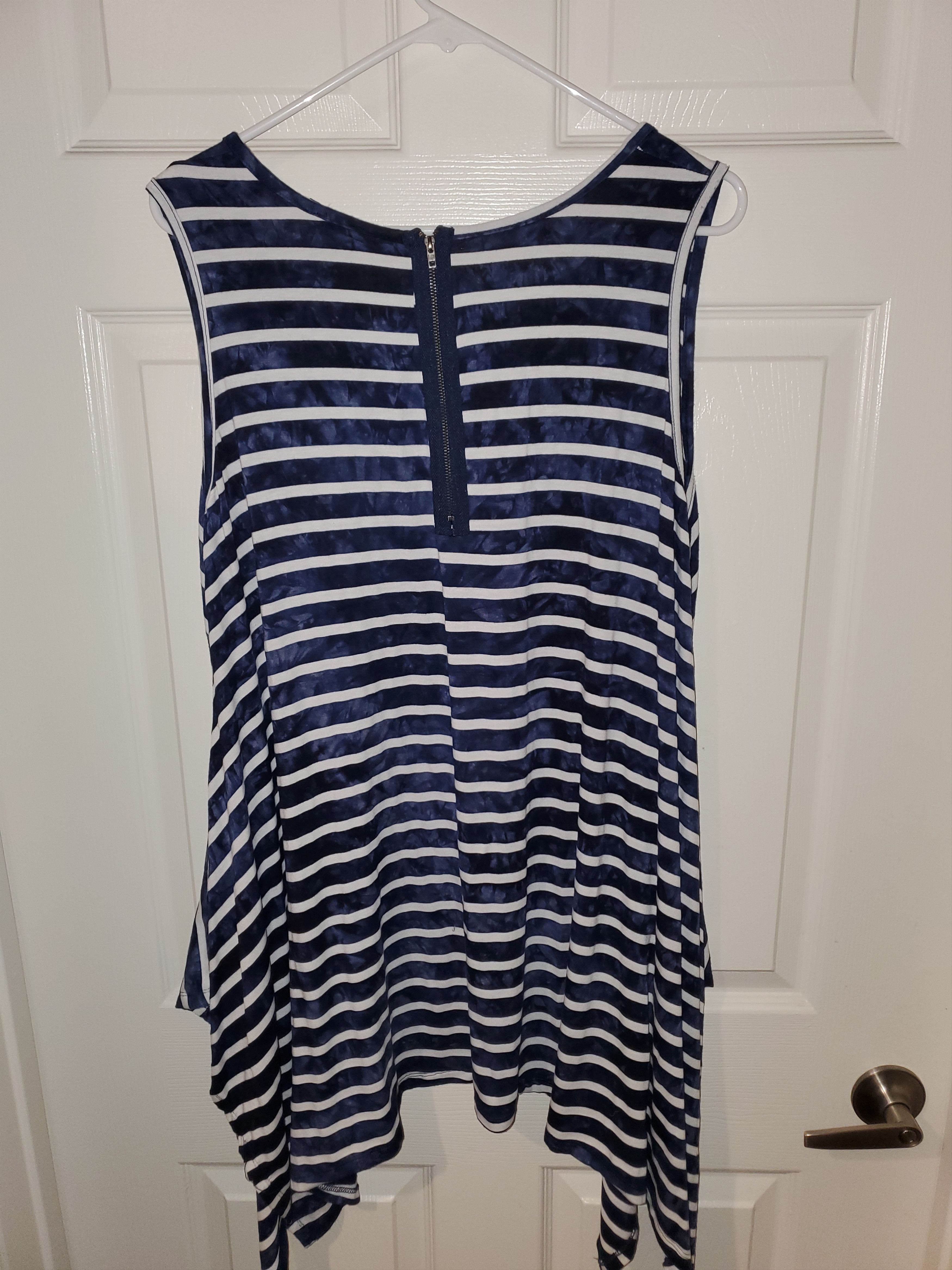 Other Plus size rayon blen striped tunic styled tank (size 2X) Size XXL / US 16-18 / IT 52-54 - 2 Thumbnail
