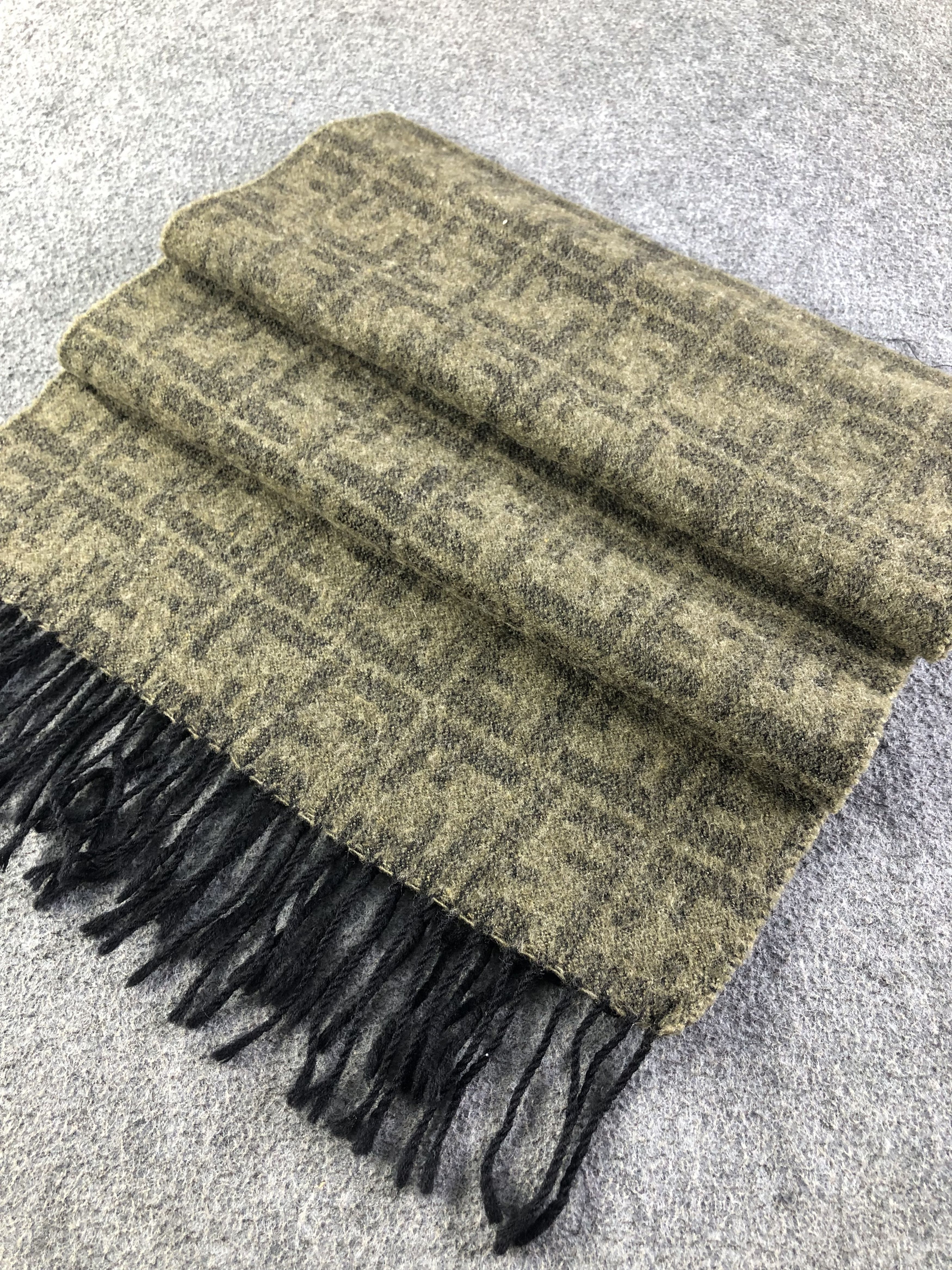 Vintage Fendi Monogram FF Scarf / Muffler / Neckwear SS1353 Size ONE SIZE - 3 Thumbnail