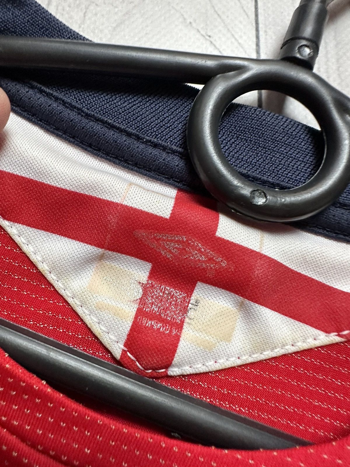 Umbro × Vintage Vintage Umbro England soccer jersey size L logo red Size US L / EU 52-54 / 3 - 6 Thumbnail