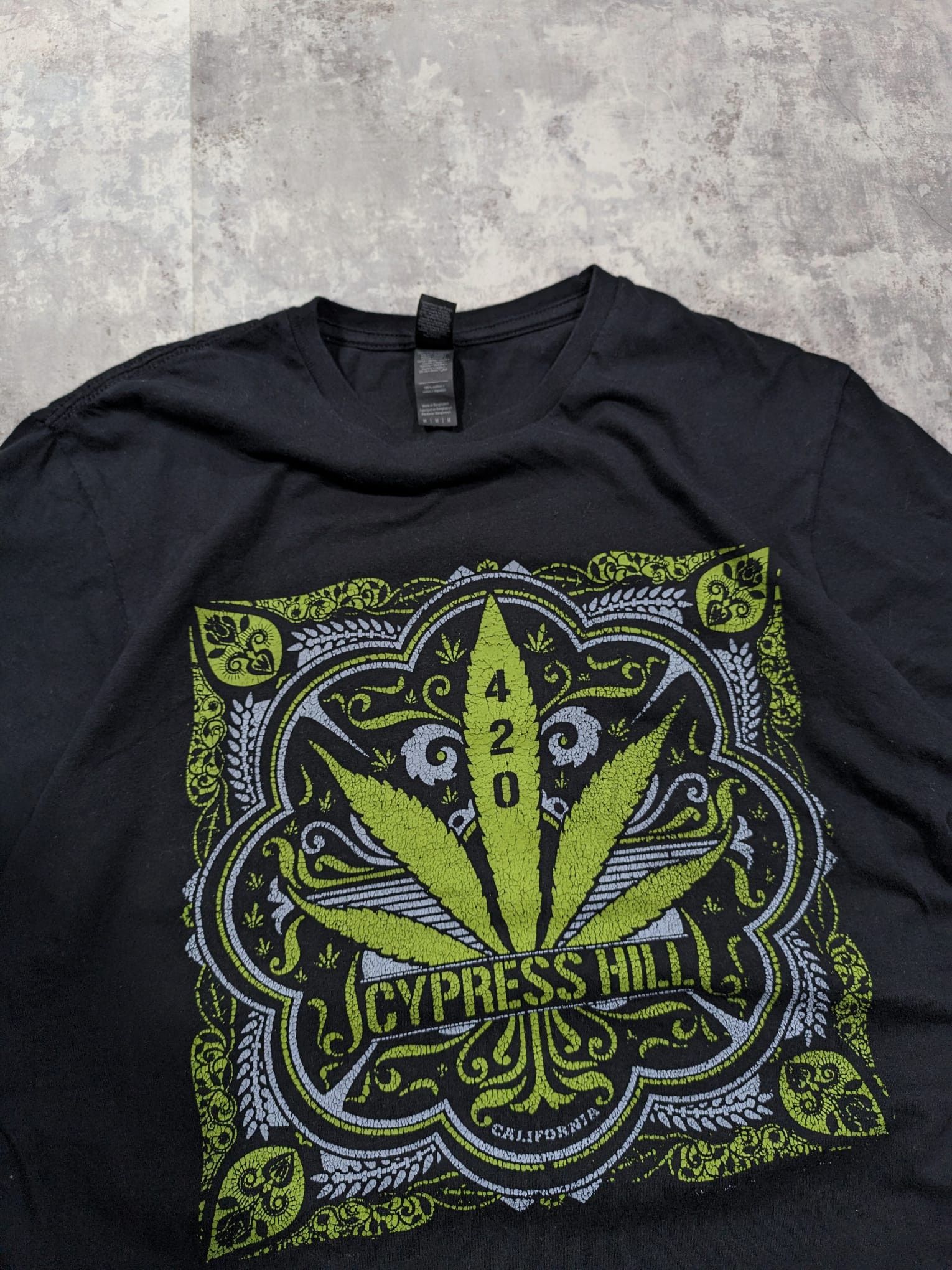 Band Tees × JNCO 00s cypress hill tshirt rare 420 rap Size US M / EU 48-50 / 2 - 3 Thumbnail