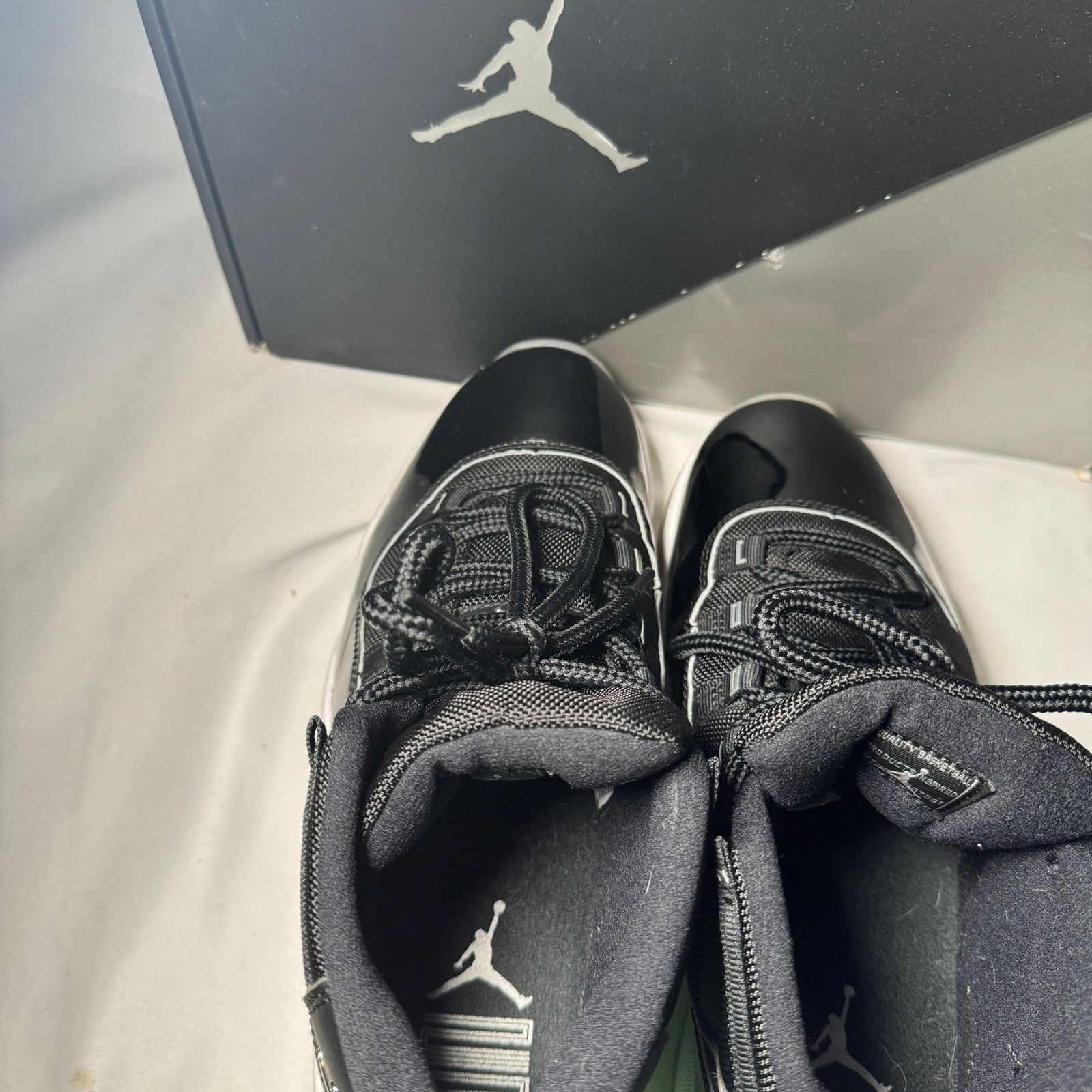 Jordan Brand × Nike Size 10.5 - Air Jordan 11 Retro Jubilee / 25th Anniversary Size US 10.5 / EU 43-44 - 6 Thumbnail