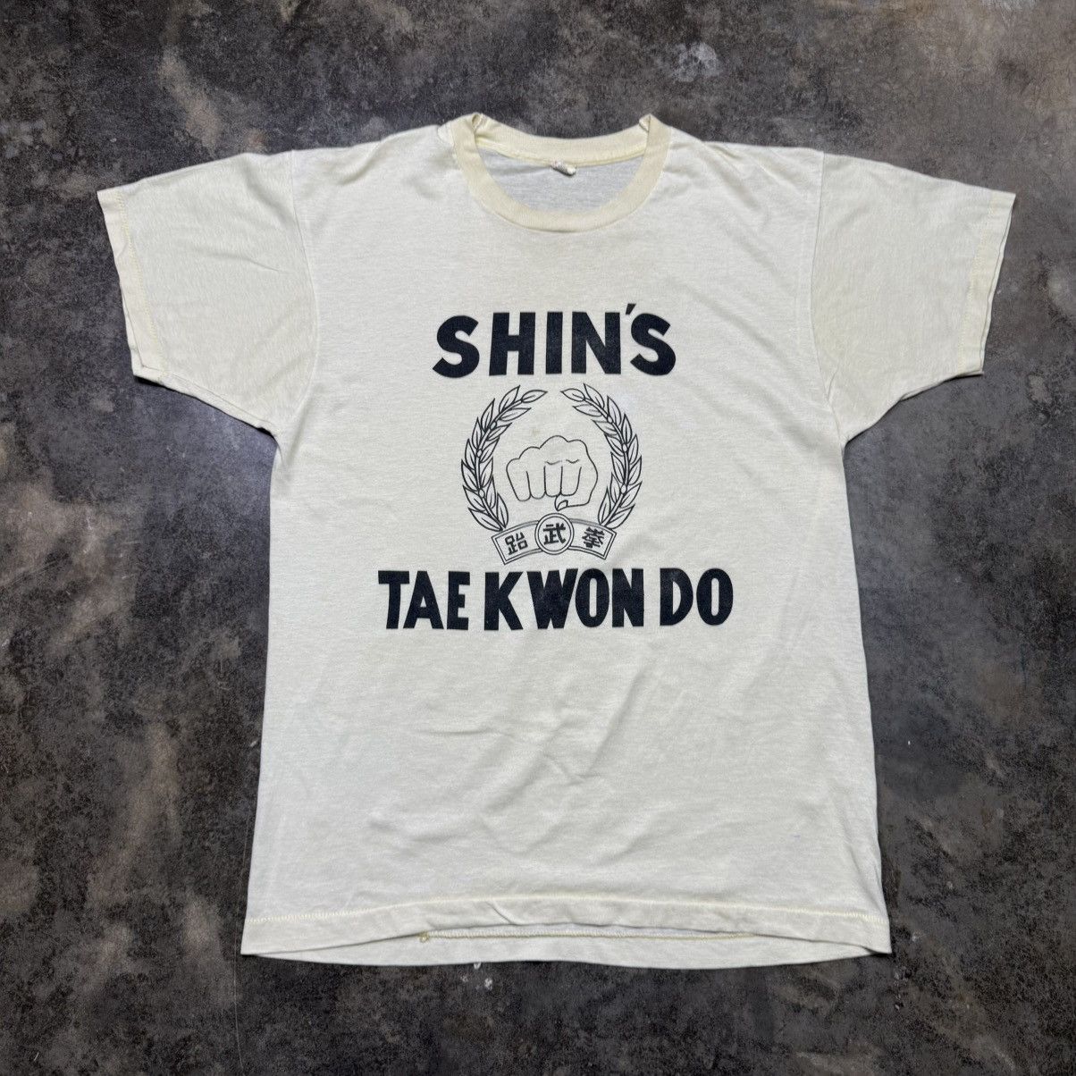 Vintage vintage 70s 80s taekwondo karate fighting thin tshirt Size US L / EU 52-54 / 3 - 2 Thumbnail