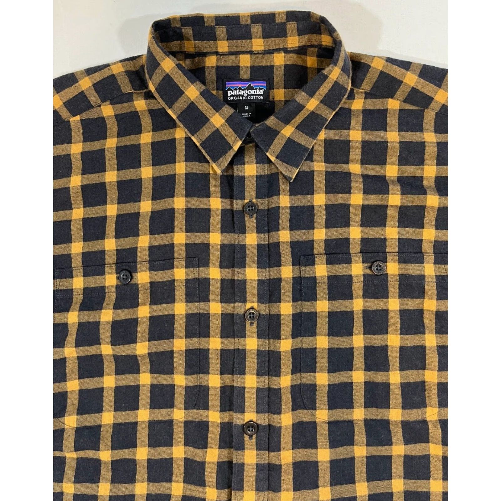 Patagonia VINTAGE Patagonia Shirt Plaid Long Sleeve Men’s M Black Mustard Yellow Cotton Pima Button-Up Size US M / EU 48-50 / 2 - 2 Thumbnail