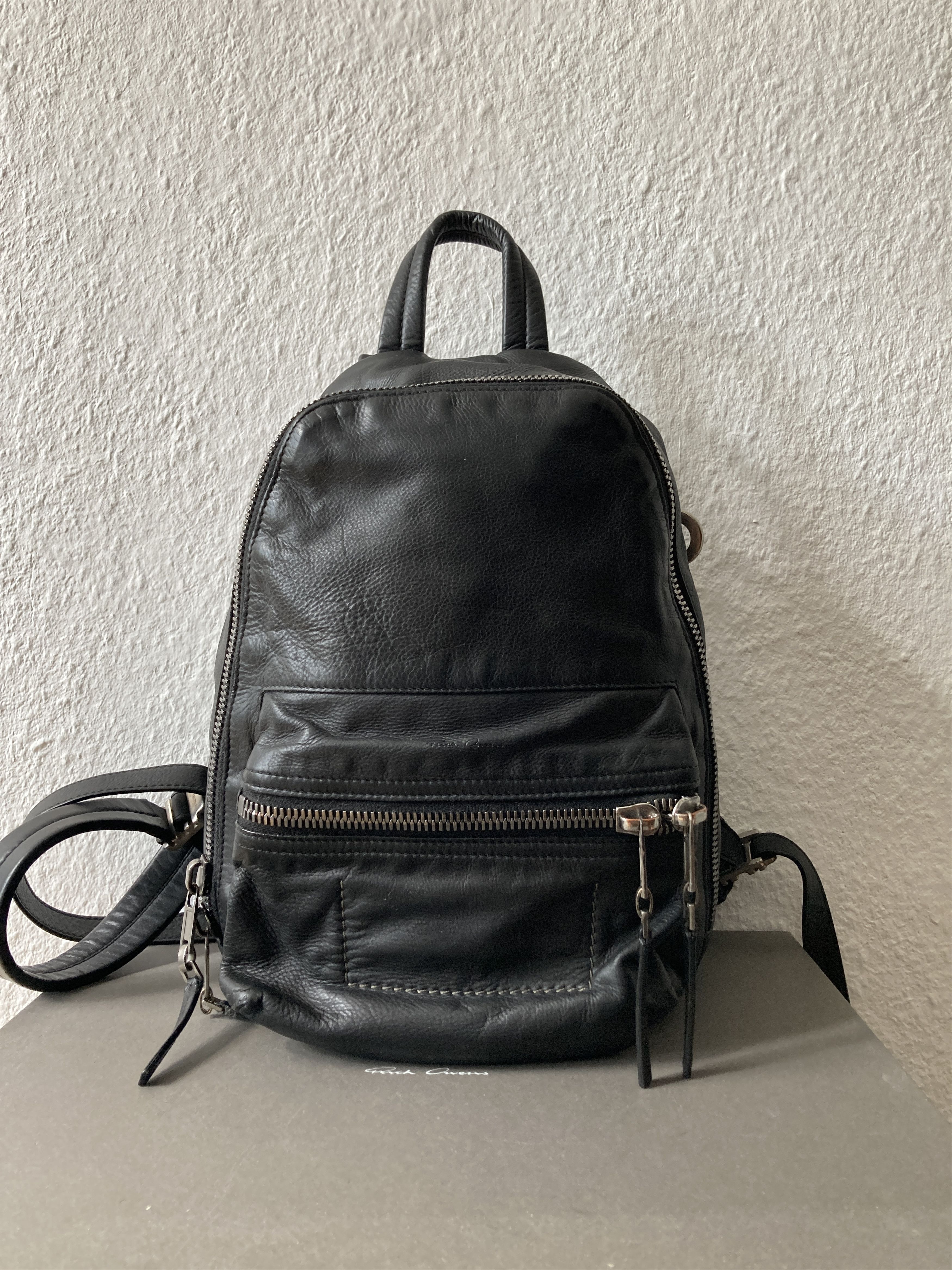 Rick Owens RICK OWENS SS17 WALRUS LEATHER BACKPACK | Grailed