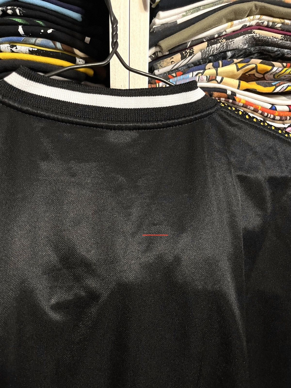 Fubu Vintage 90s FUBU Big Logo Rap Hip Hop T-Shirt Jersey Size US L / EU 52-54 / 3 - 15 Thumbnail