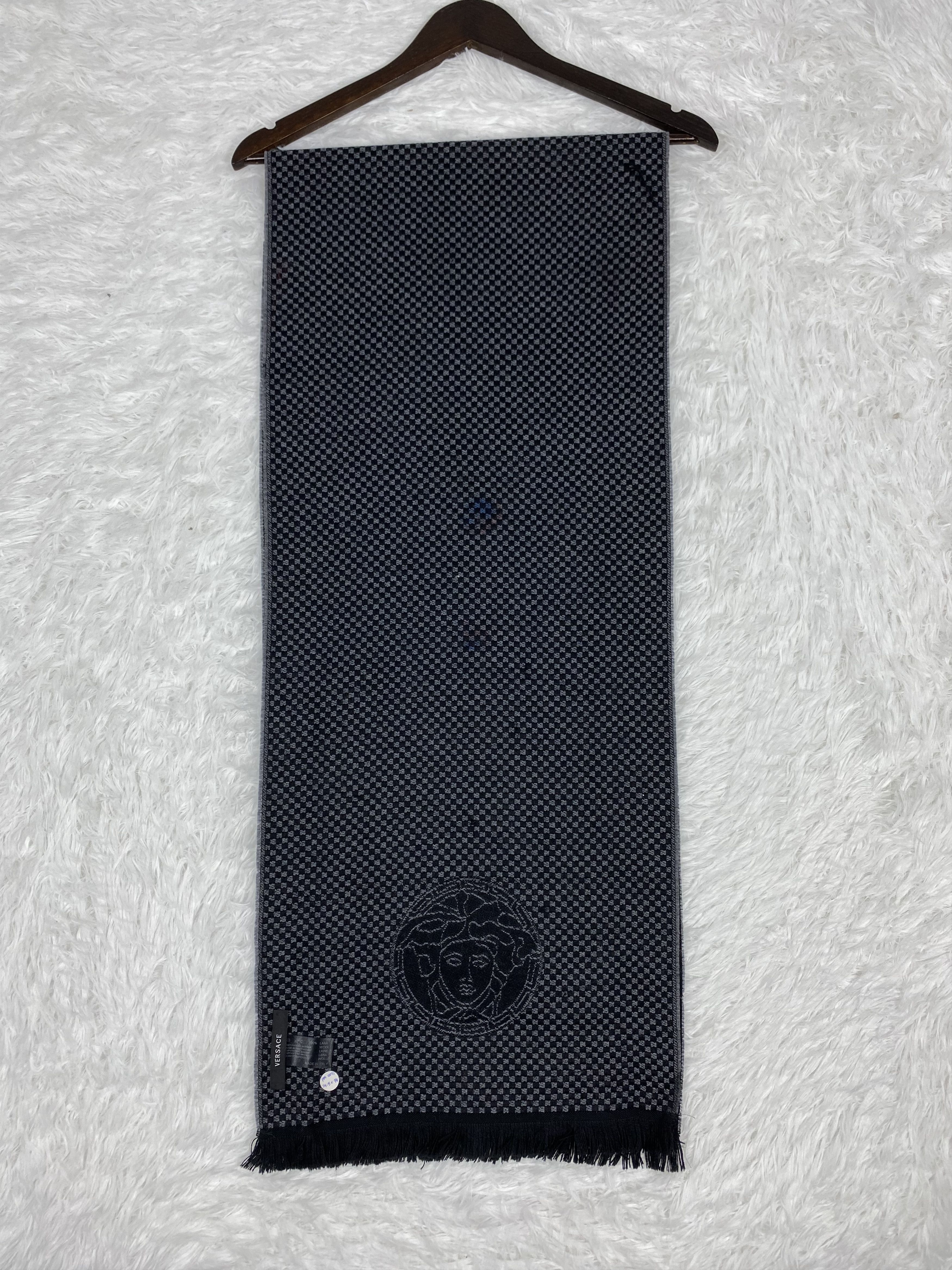 Versace Vintage Versace Scarf / Muffler Neckwear PM0070 Size ONE SIZE - 9 Thumbnail