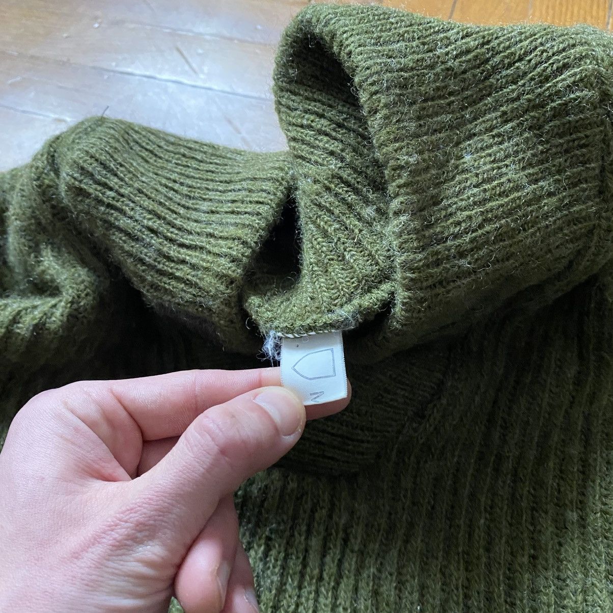 Other VINTAGE EUROPEAN ARMY WOOL SWEATER Size US L / EU 52-54 / 3 - 4 Thumbnail