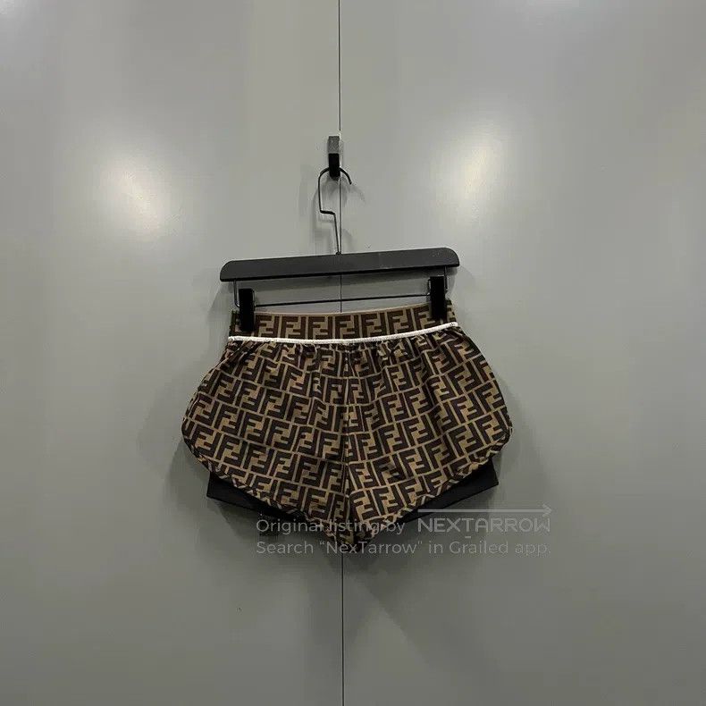 Fendi Fendi Full print old logo FF short pants Size US 36 / EU 52 - 3 Thumbnail