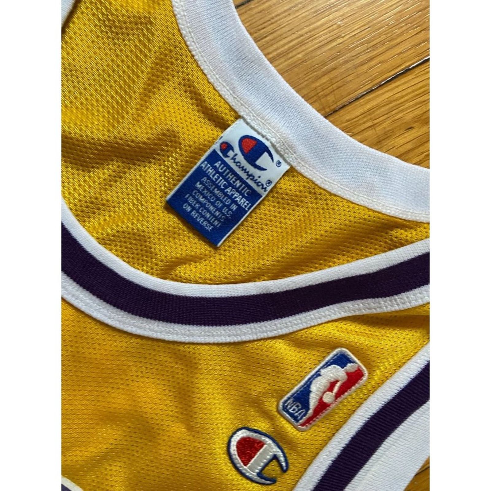 Champion Champion Shaquille O'Neal Lakers Jersey Men's Size 44 Size US L / EU 52-54 / 3 - 6 Thumbnail