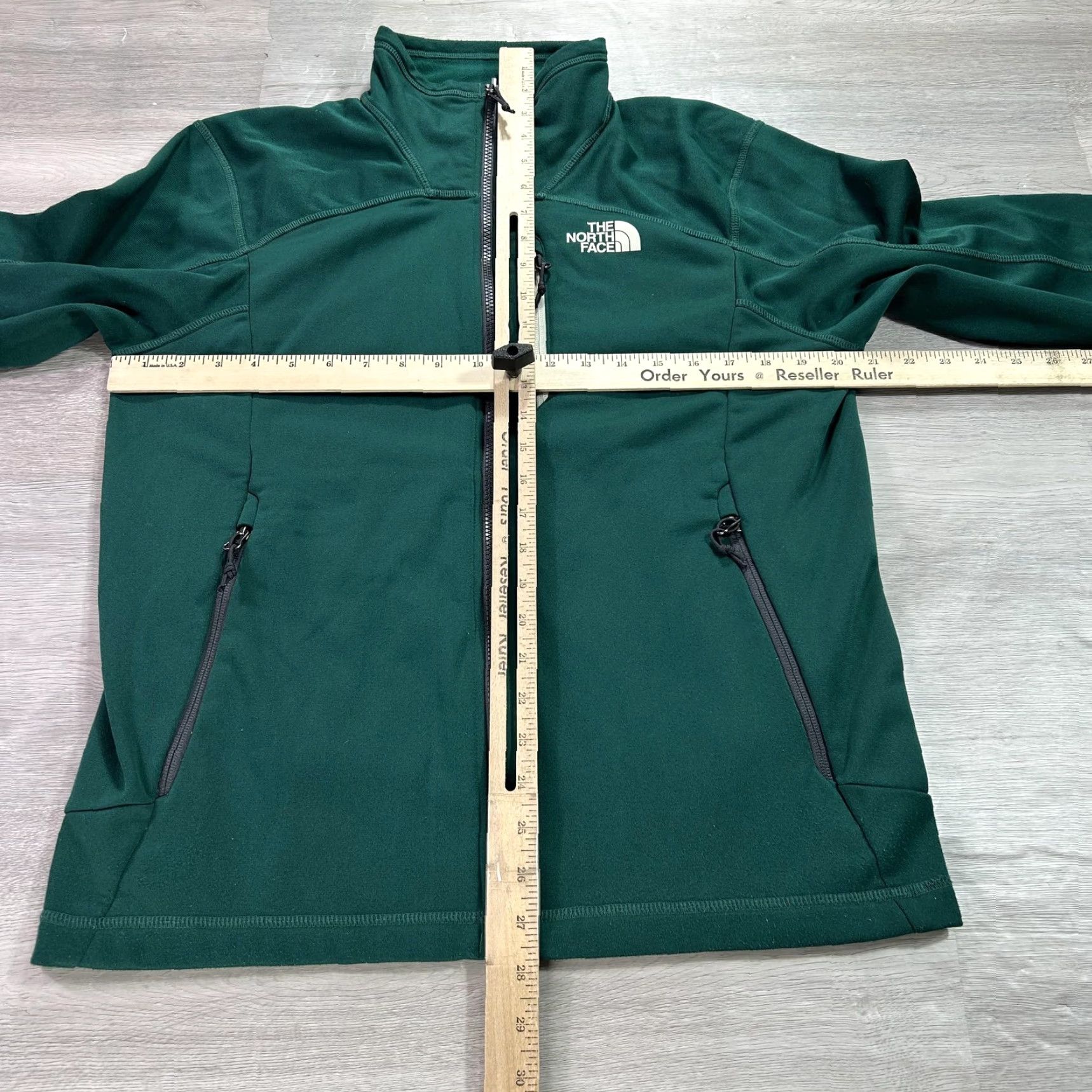 The North Face The North Face Jacket Mens Medium Green Softshell Full Zip Lined Pockets Zipped Pockets Hiking Outdoor Size US M / EU 48-50 / 2 - 5 Thumbnail