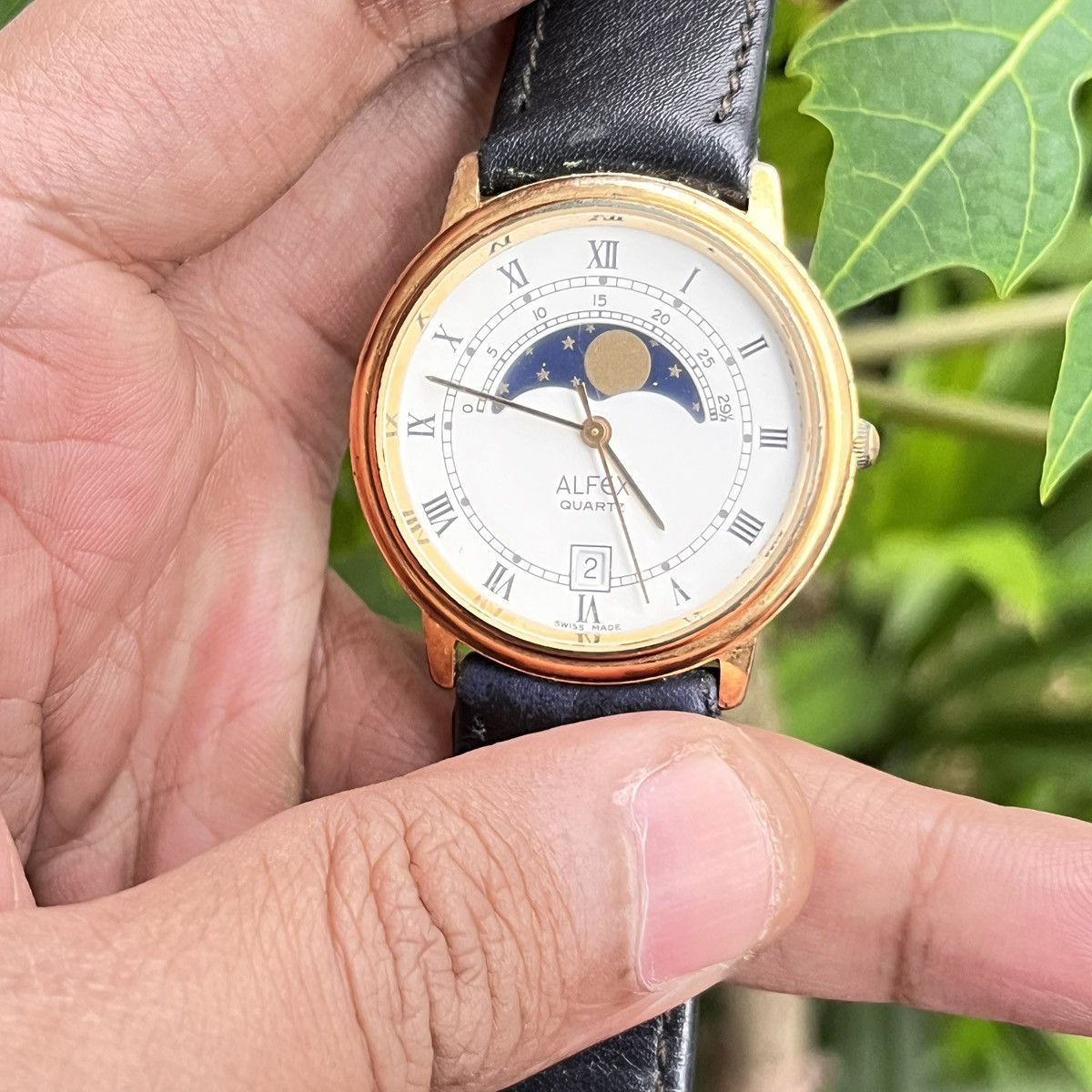 Vintage vintage watch alfex moonphase Size ONE SIZE - 1 Thumbnail