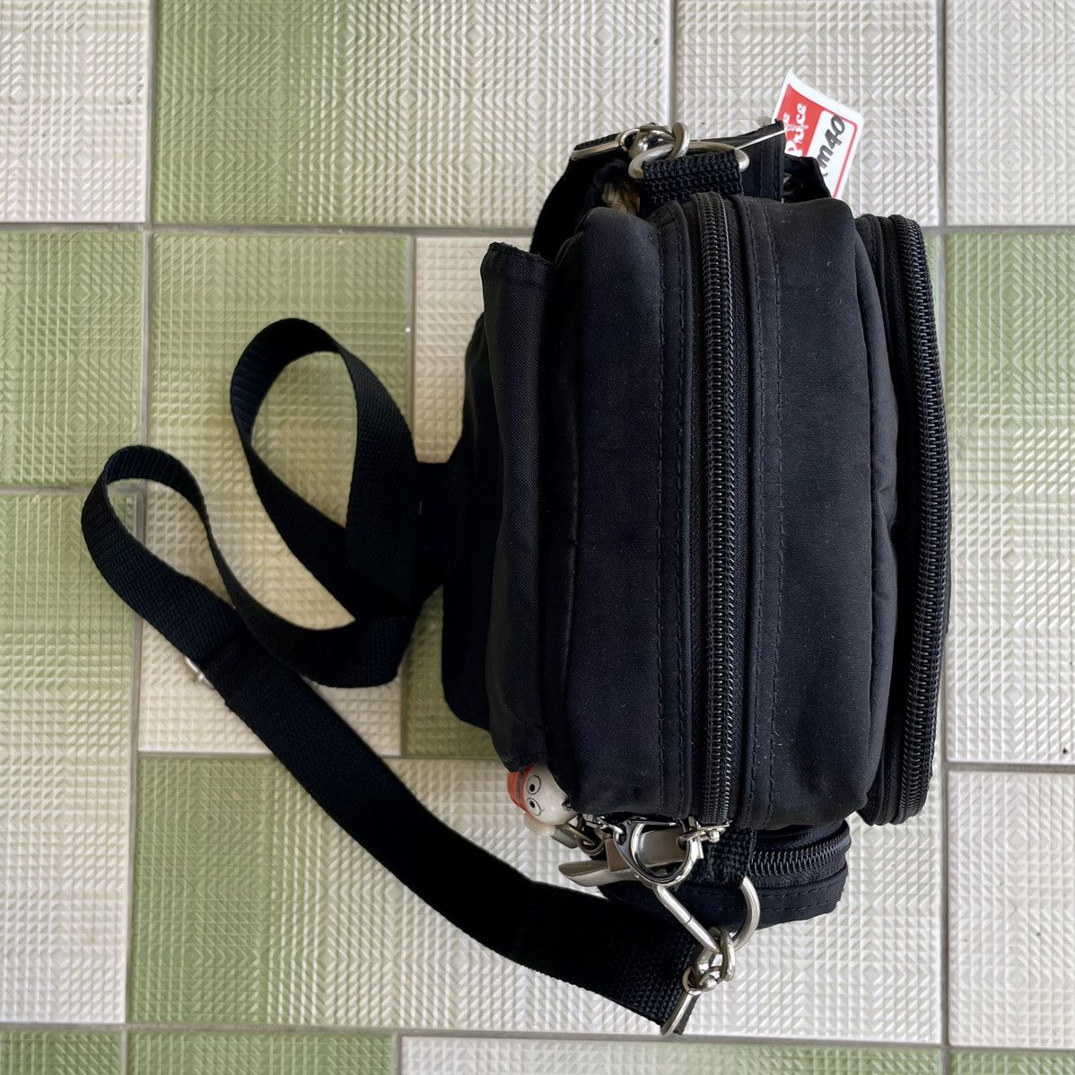 Hypebeast RARA FASHION MULTI-POCKET CROSSBODY/SLING BAG Size ONE SIZE - 9 Thumbnail