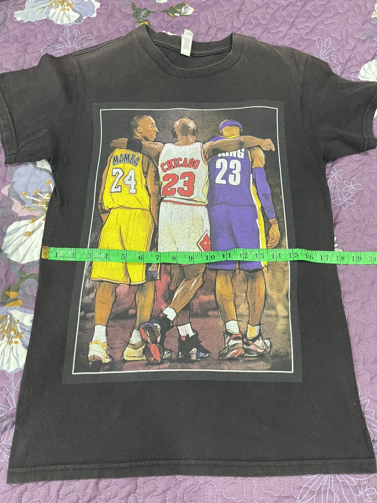 NBA Vintage Kobe Bryant Michael Jordan LeBrom James T-Shirt Size US S / EU 44-46 / 1 - 10 Thumbnail