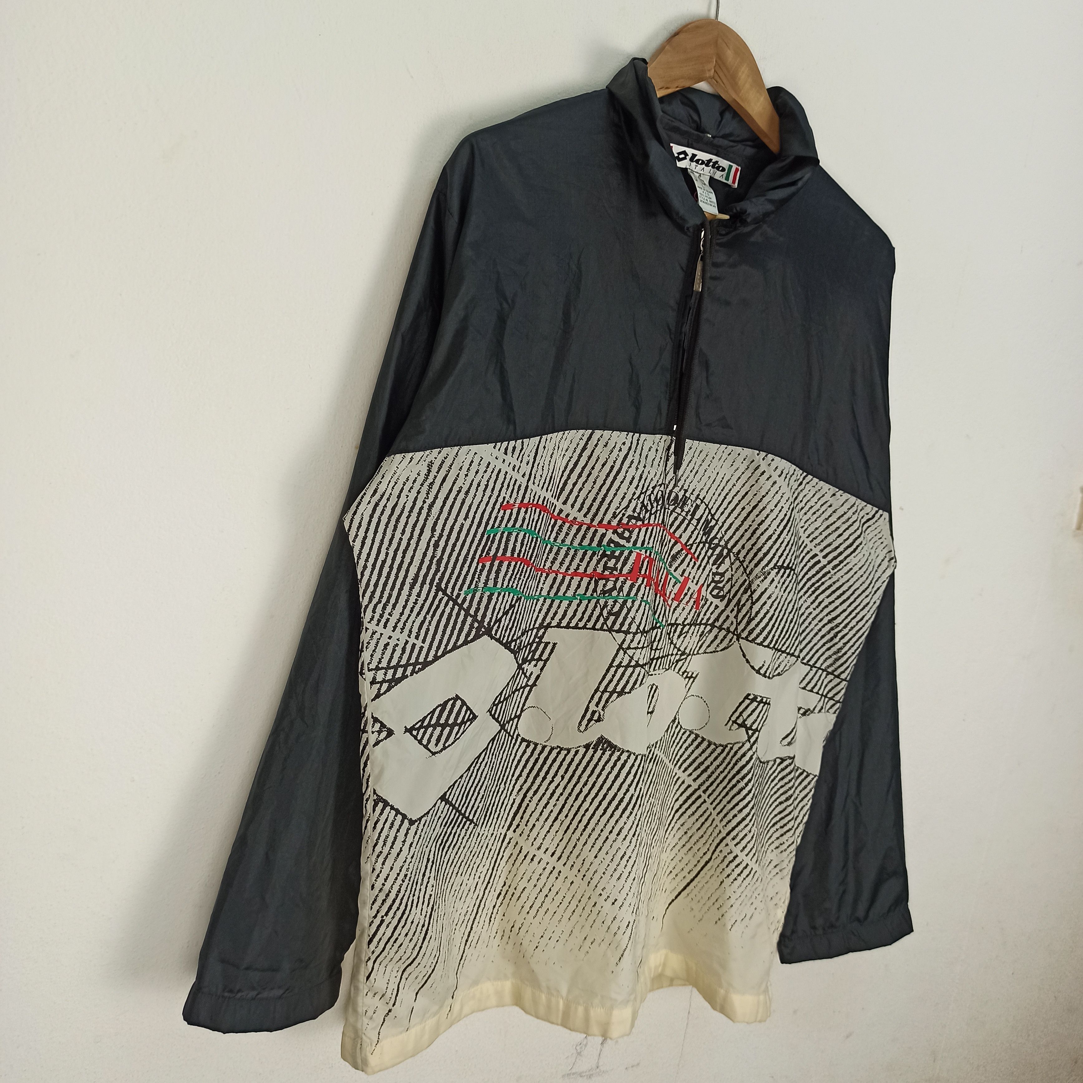 Lotto Sport Vintage Lotto Italia Nylon Windbreaker Jacket Rare Size US L / EU 52-54 / 3 - 2 Thumbnail
