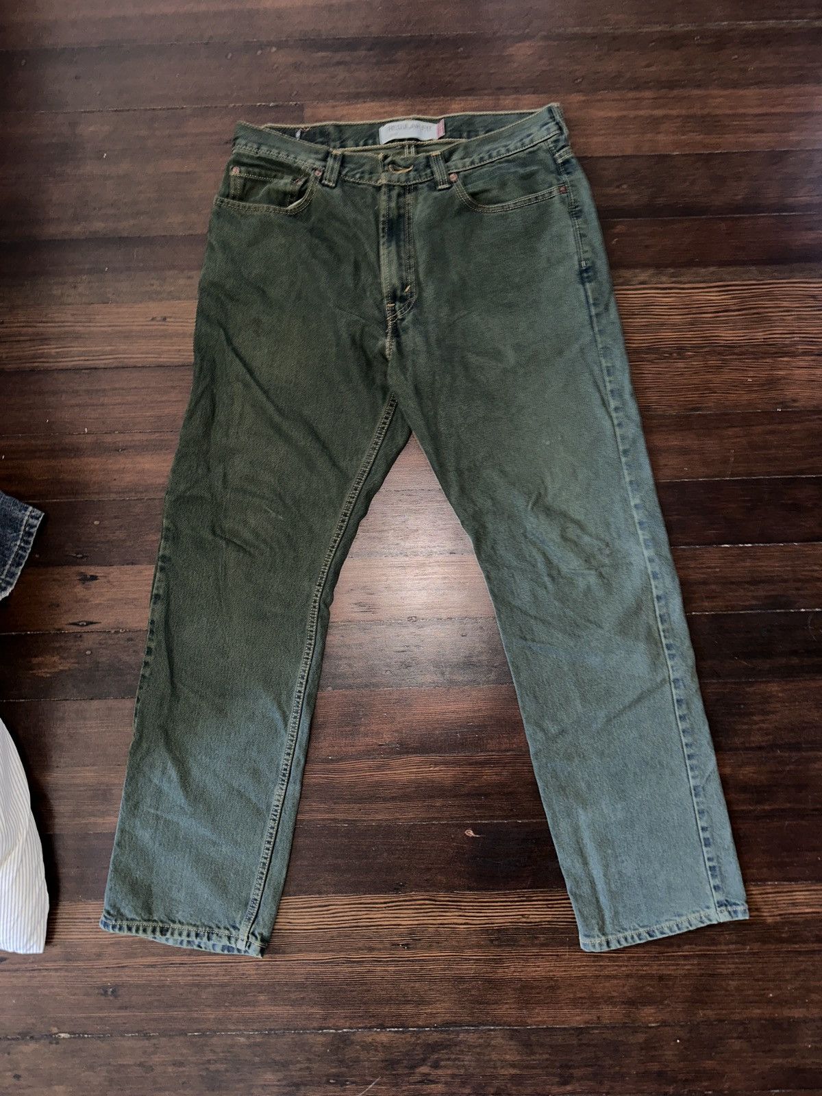 Levi's × Vintage Levi’s 505 Regular Fit Green Jeans Size US 32 / EU 48 - 1 Thumbnail