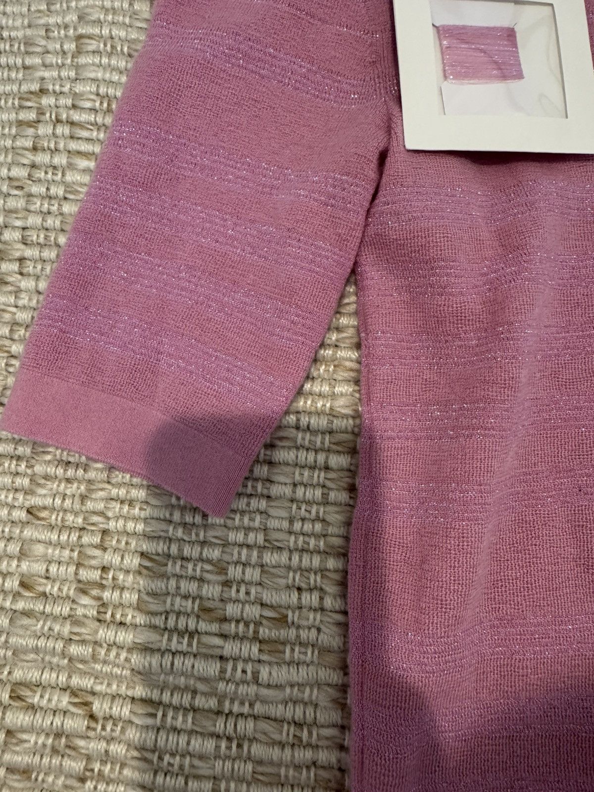 Chanel chanel 23 cashmere tee szie 34 Size XS / US 0-2 / IT 36-38 - 4 Thumbnail