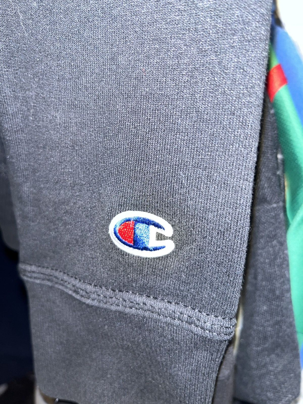 Champion champion powerblend crewneck sweatshirt c logo Size US XL / EU 56 / 4 - 4 Thumbnail