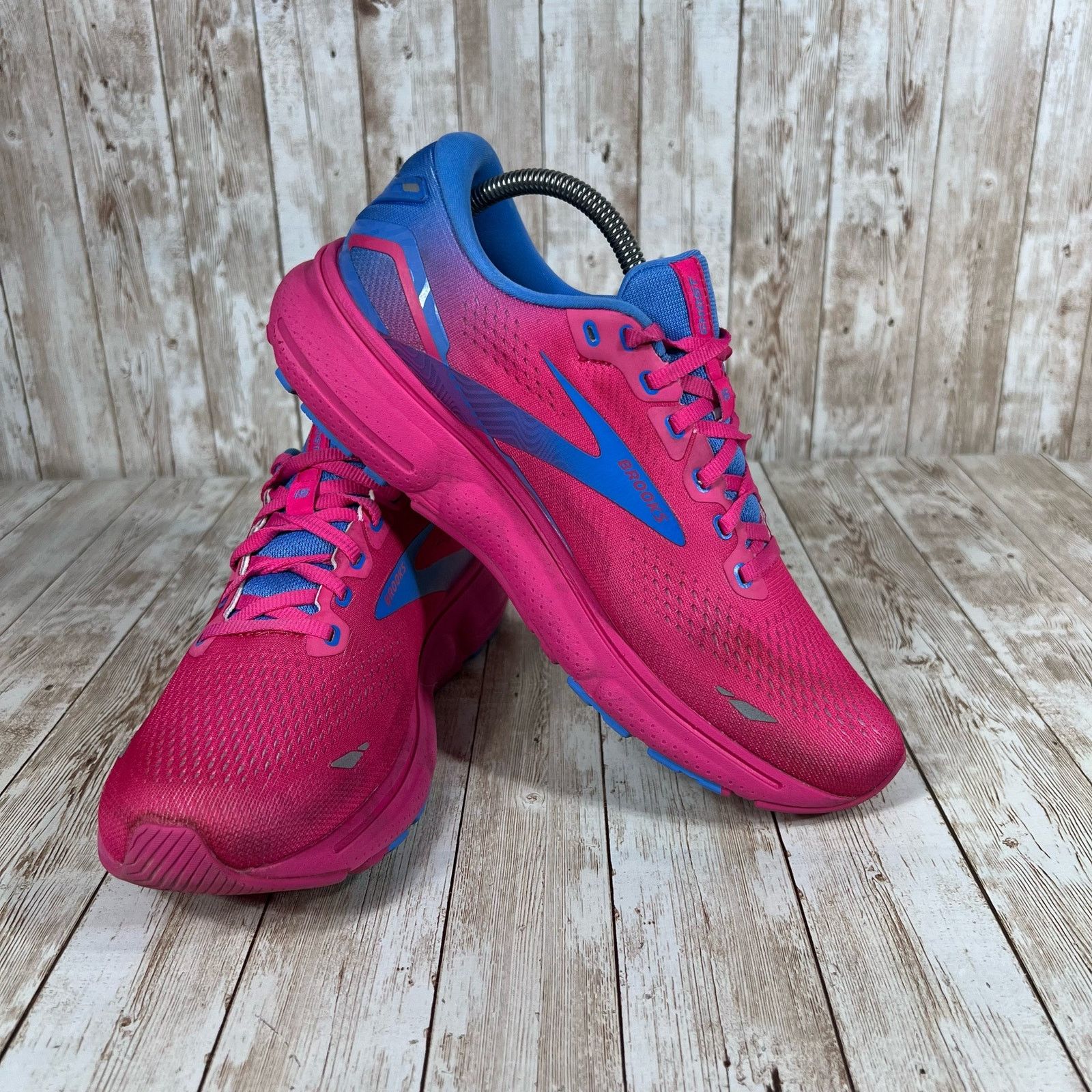 Brooks Brooks ghost 15 pink blue fuschia Womens 10.5 Size US 10.5 / IT 40.5 - 6 Thumbnail