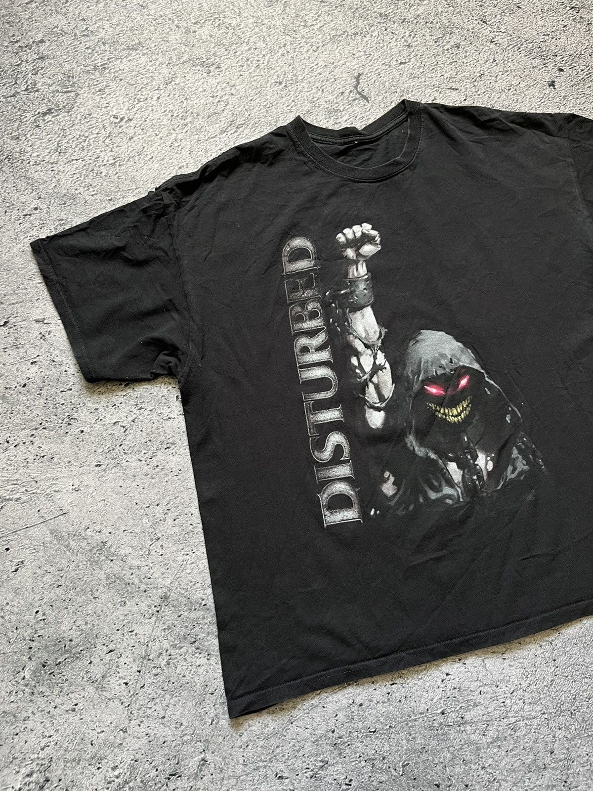 Band Tees × Vintage Vintage 00s Disturbed American Chicago Heavy Metal Band Tee Size US L / EU 52-54 / 3 - 2 Thumbnail