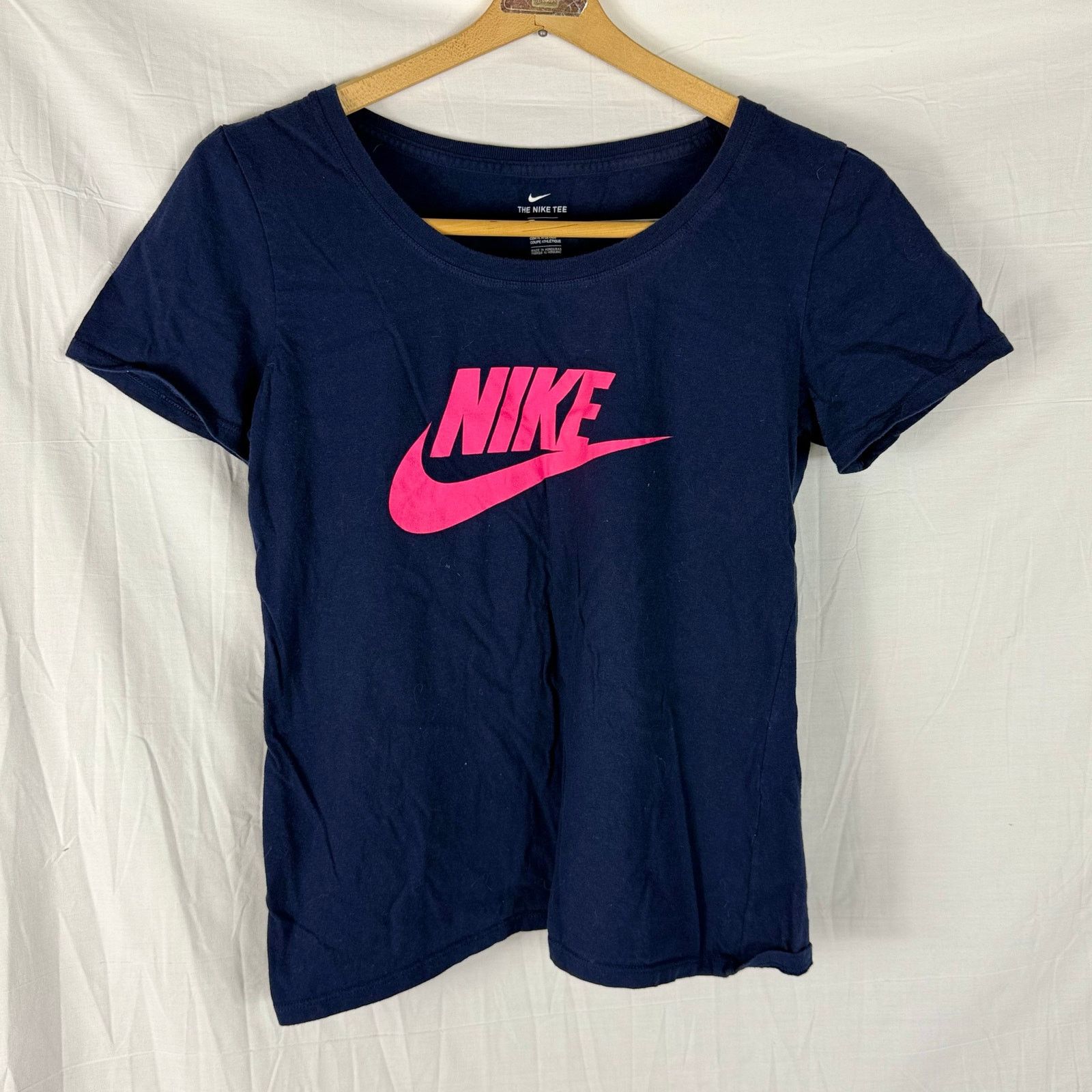 Nike Nike Tops Lot of 2 Women's Small Gray Tank Blue Short Sleeve Size S / US 4 / IT 40 - 7 Thumbnail