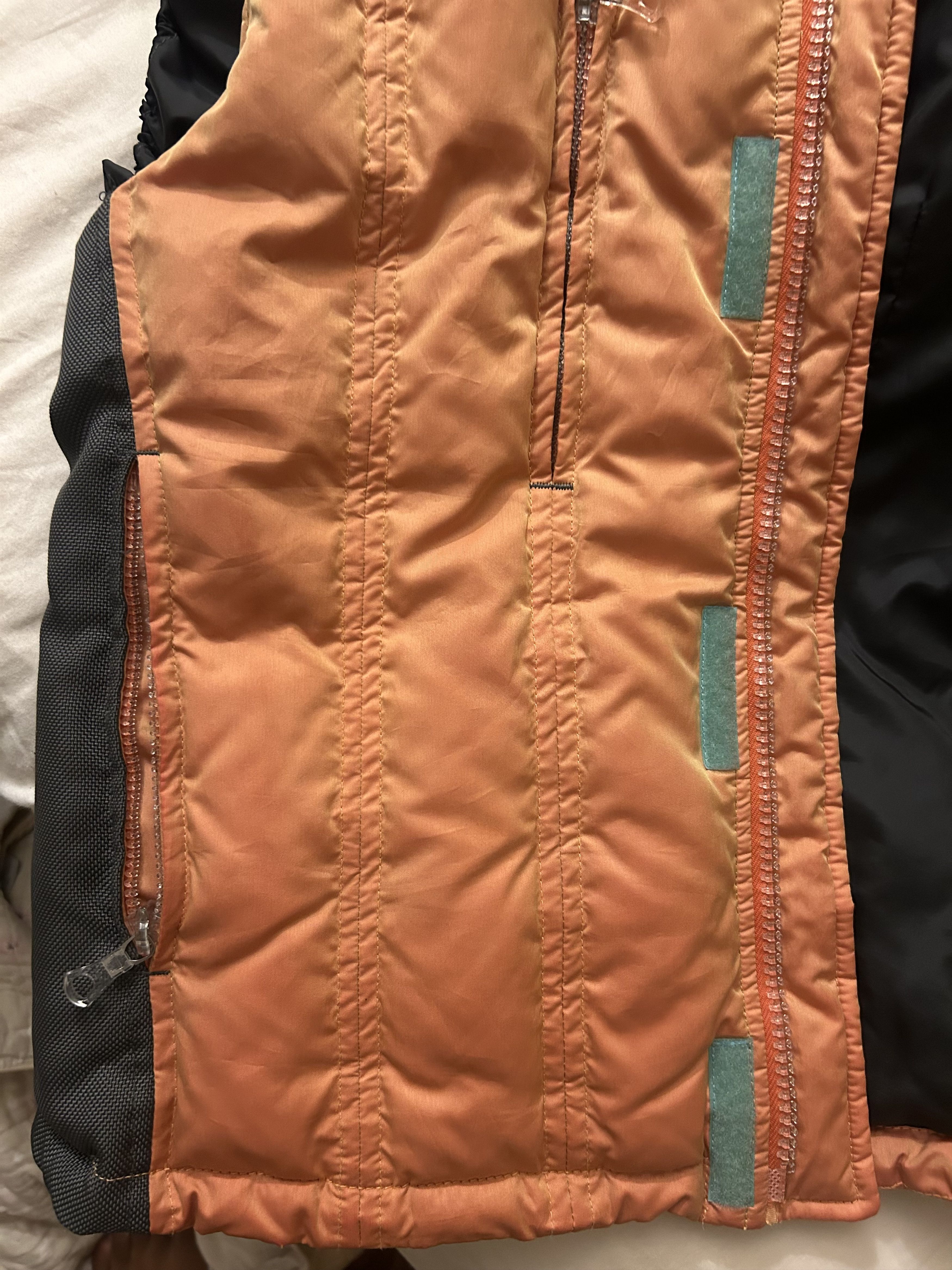 Issey Miyake Issey Miyake Technical Down Vest - A/W 2000 AW00 AW2000 Size US XL / EU 56 / 4 - 9 Thumbnail