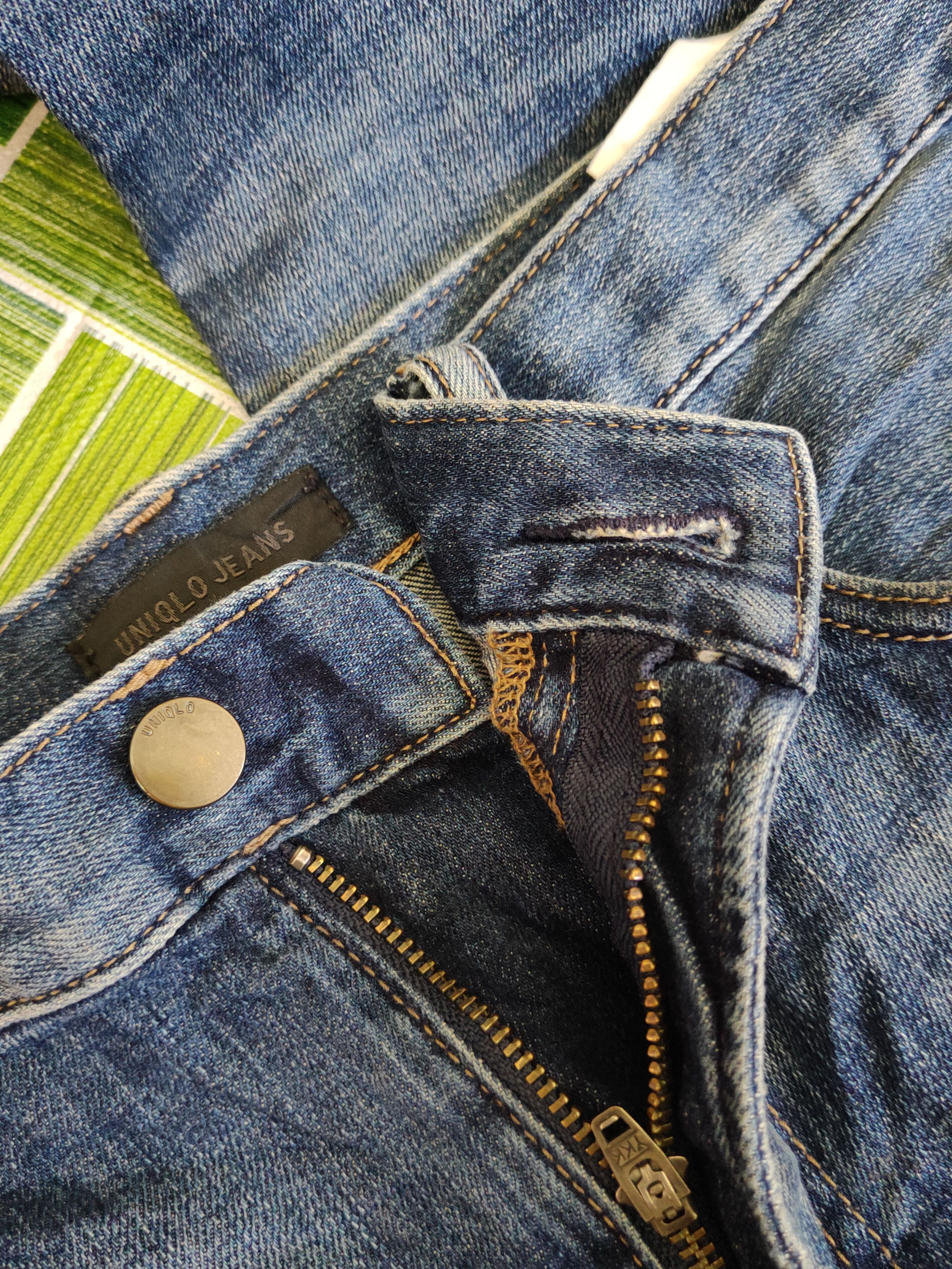 Japanese Brand Uniqlo Dark Blue Faded Distressed Ripped Jeans #S1777 Size US 33 - 13 Thumbnail
