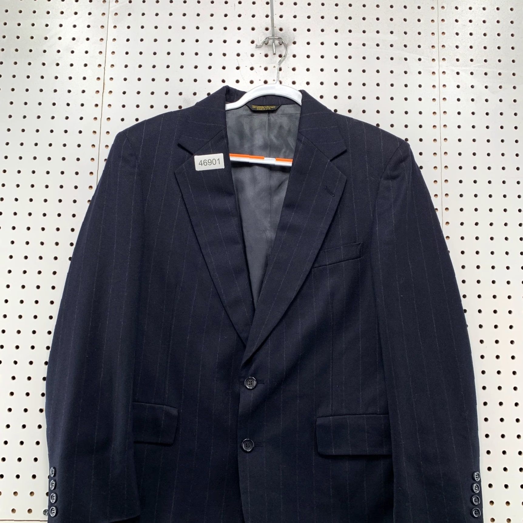 Vintage VINTAGE Embassy Blazer Mens 42 Wool Navy Blue Chalk Striped Business USA Blazer Mens 42 Navy Blue Chalk Striped Embass Size 42R - 5 Thumbnail