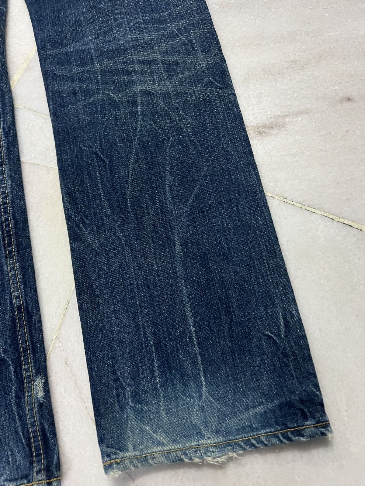 Japanese Brand 💥90’s💥Vintage D.M.G Distressed Jean Very Rare Size US 31 - 14 Thumbnail