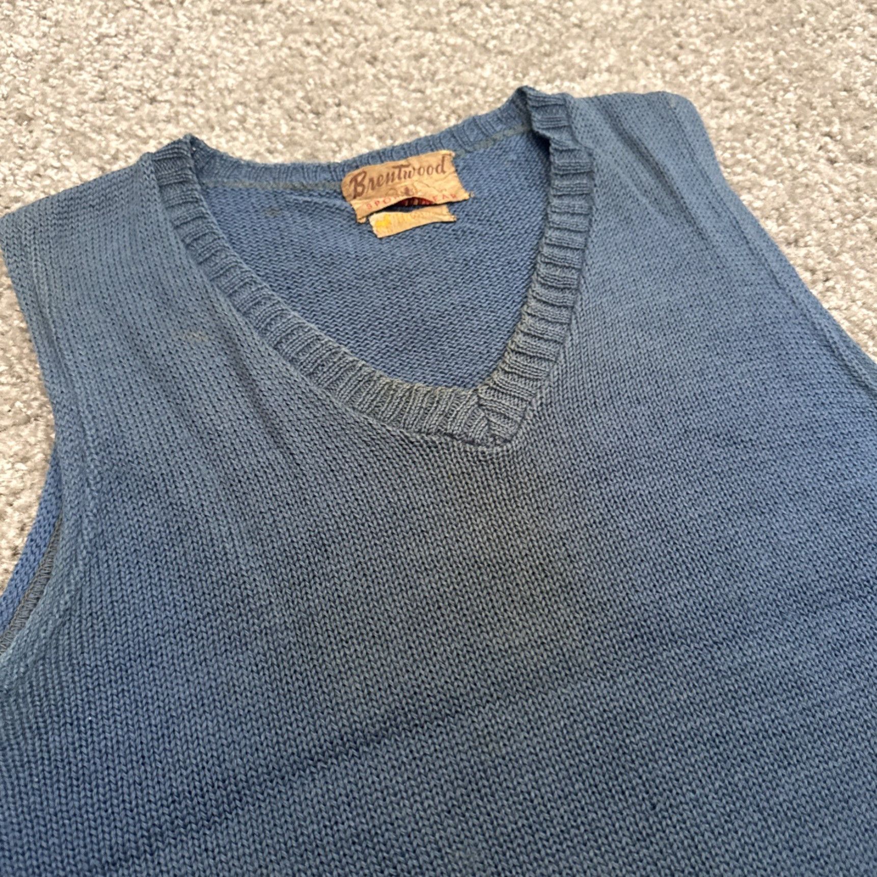 Vintage VINTAGE Brentwood Sweater Vest Shirt Unisex Adults Small Blue Acrylic V-Neck Sleeveless 90s Classic Outdoor Prepper/Preppy Winter Fall Spring Size US S / EU 44-46 / 1 - 3 Thumbnail